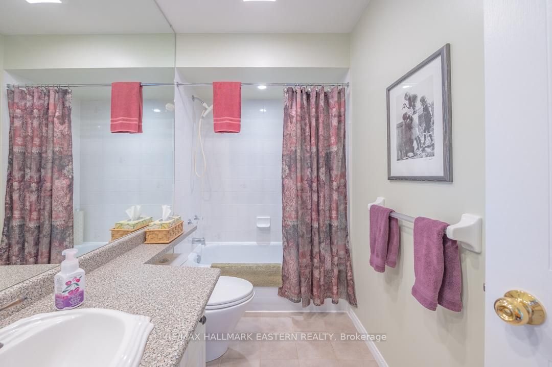 20 Ferguson Place Property Photo 15