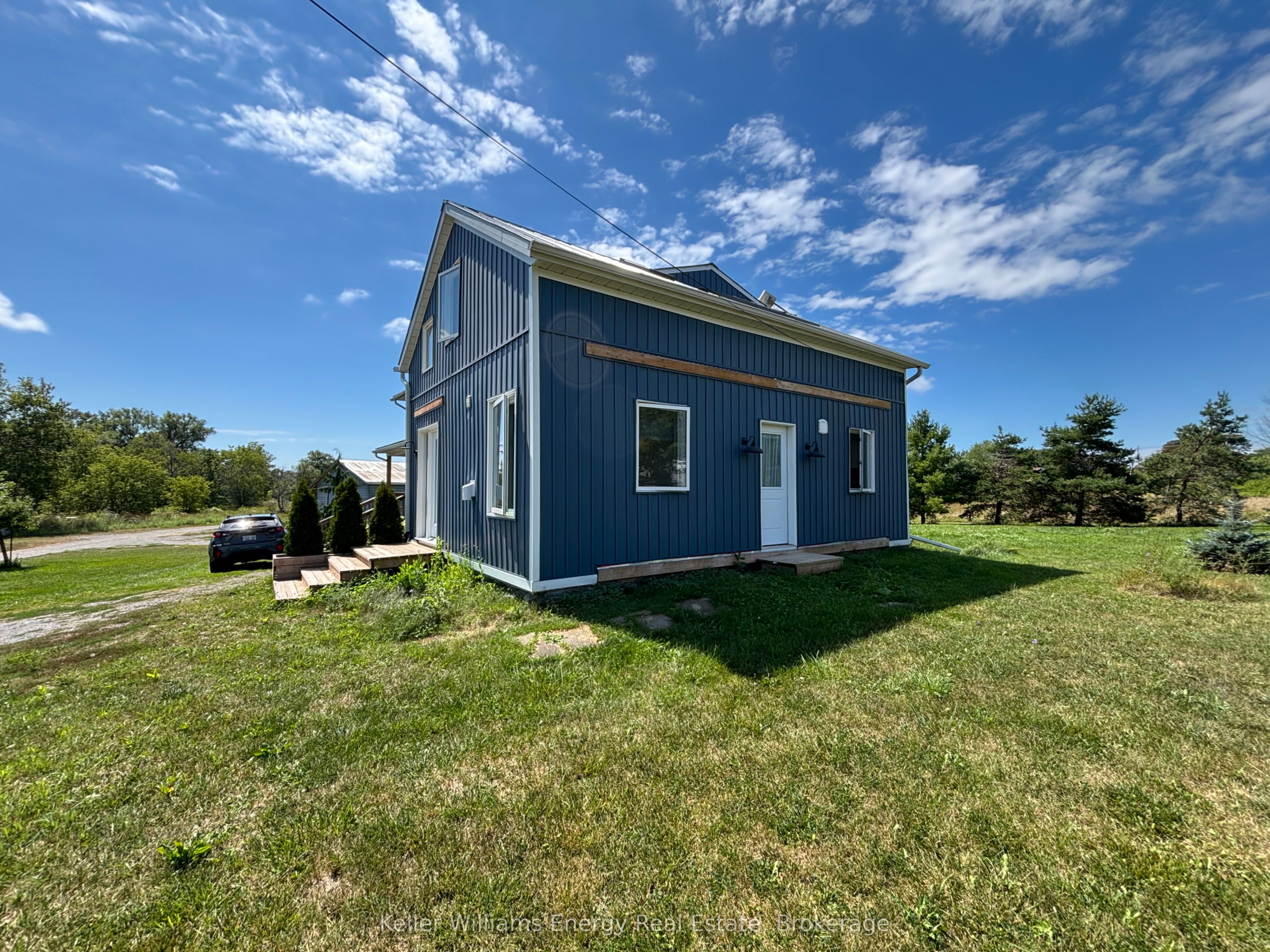 18683 Loyalist Parkway 2 Property Photo 2