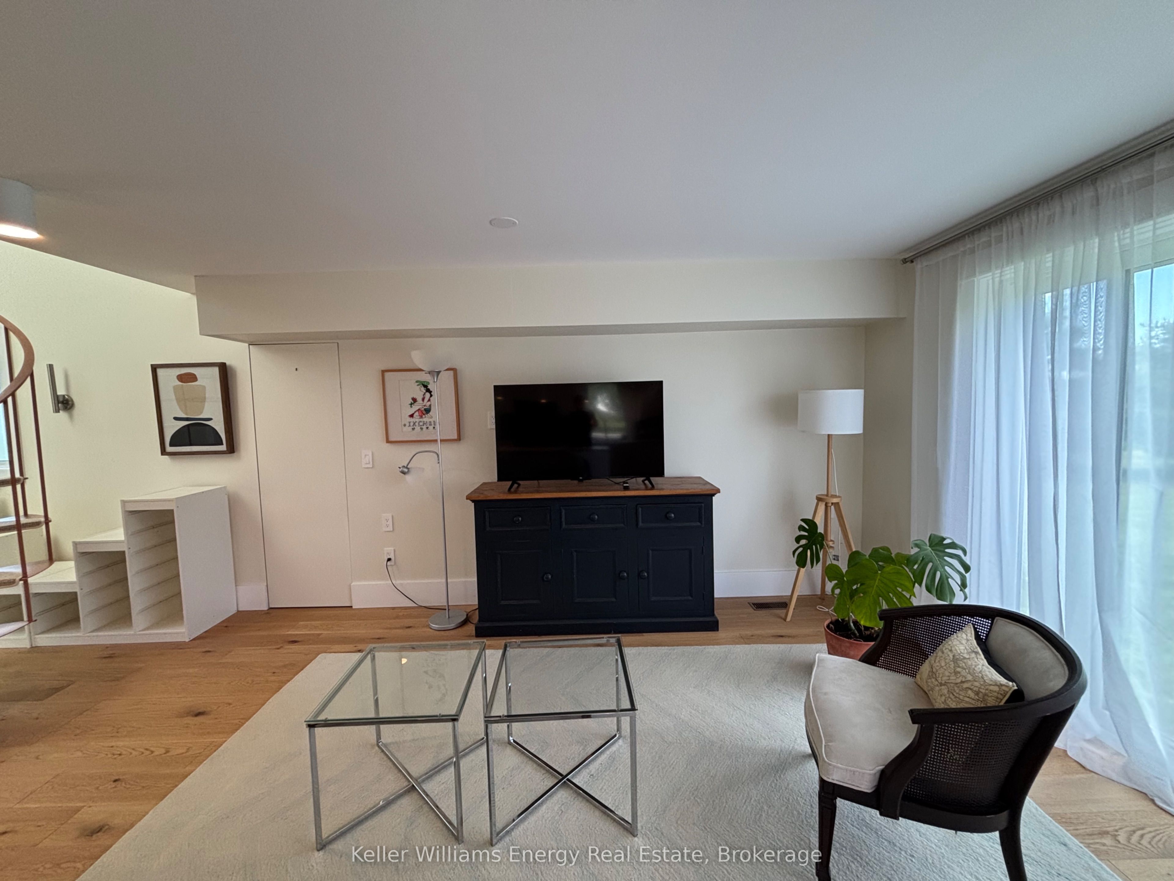 18683 Loyalist Parkway 2 Property Photo 13