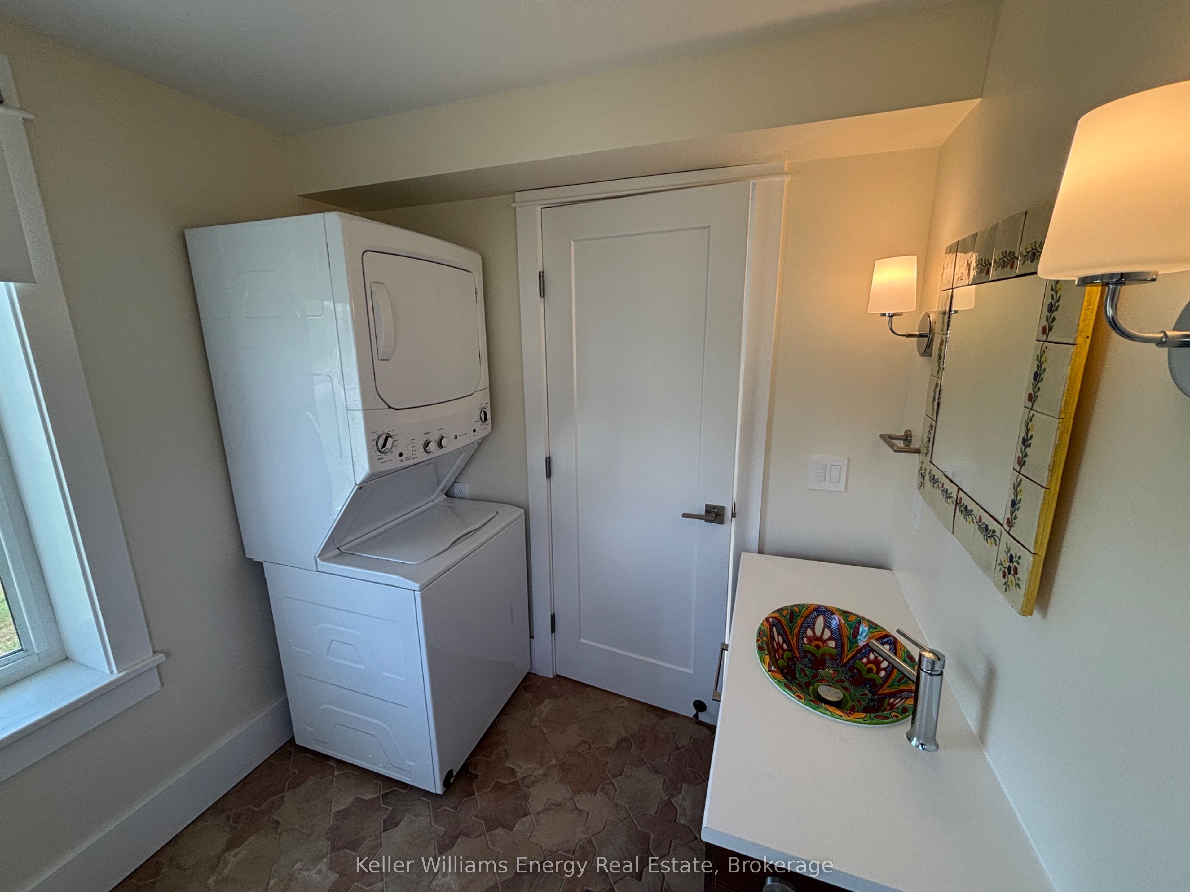 18683 Loyalist Parkway 2 Property Photo 17