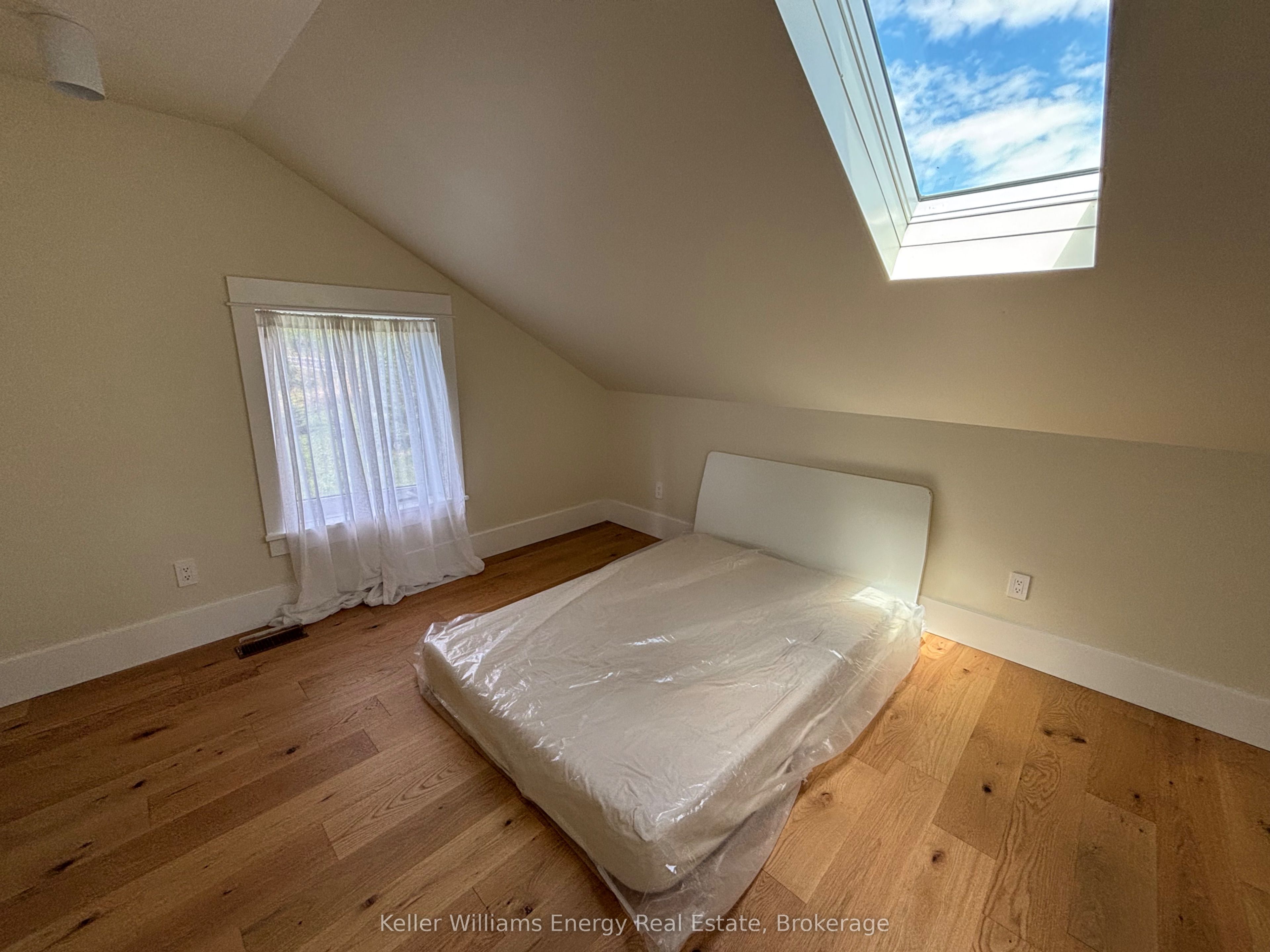 18683 Loyalist Parkway 2 Property Photo 25