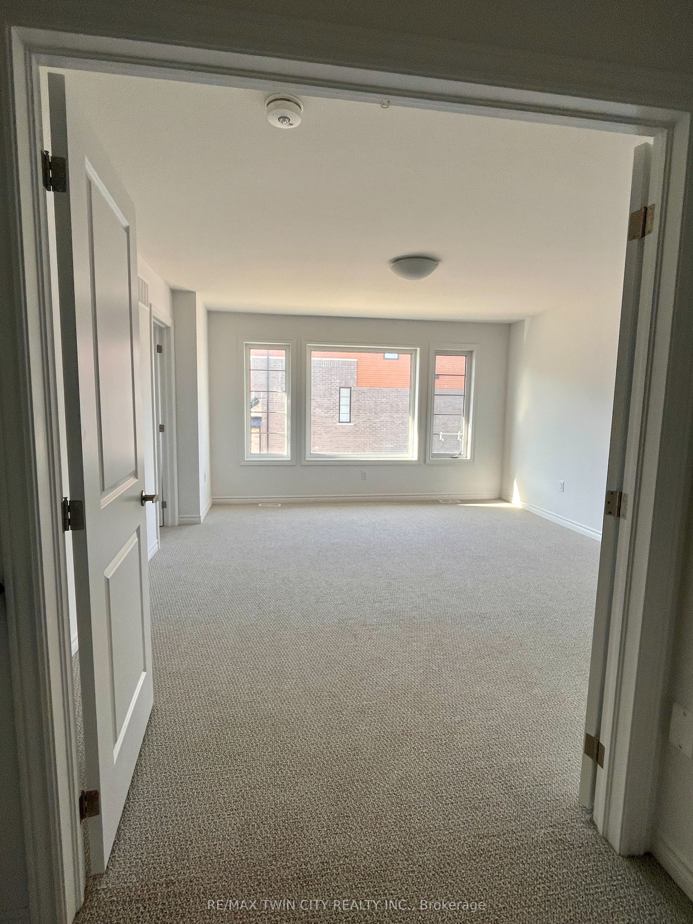 461 Blackburn Drive 2 Property Photo 10