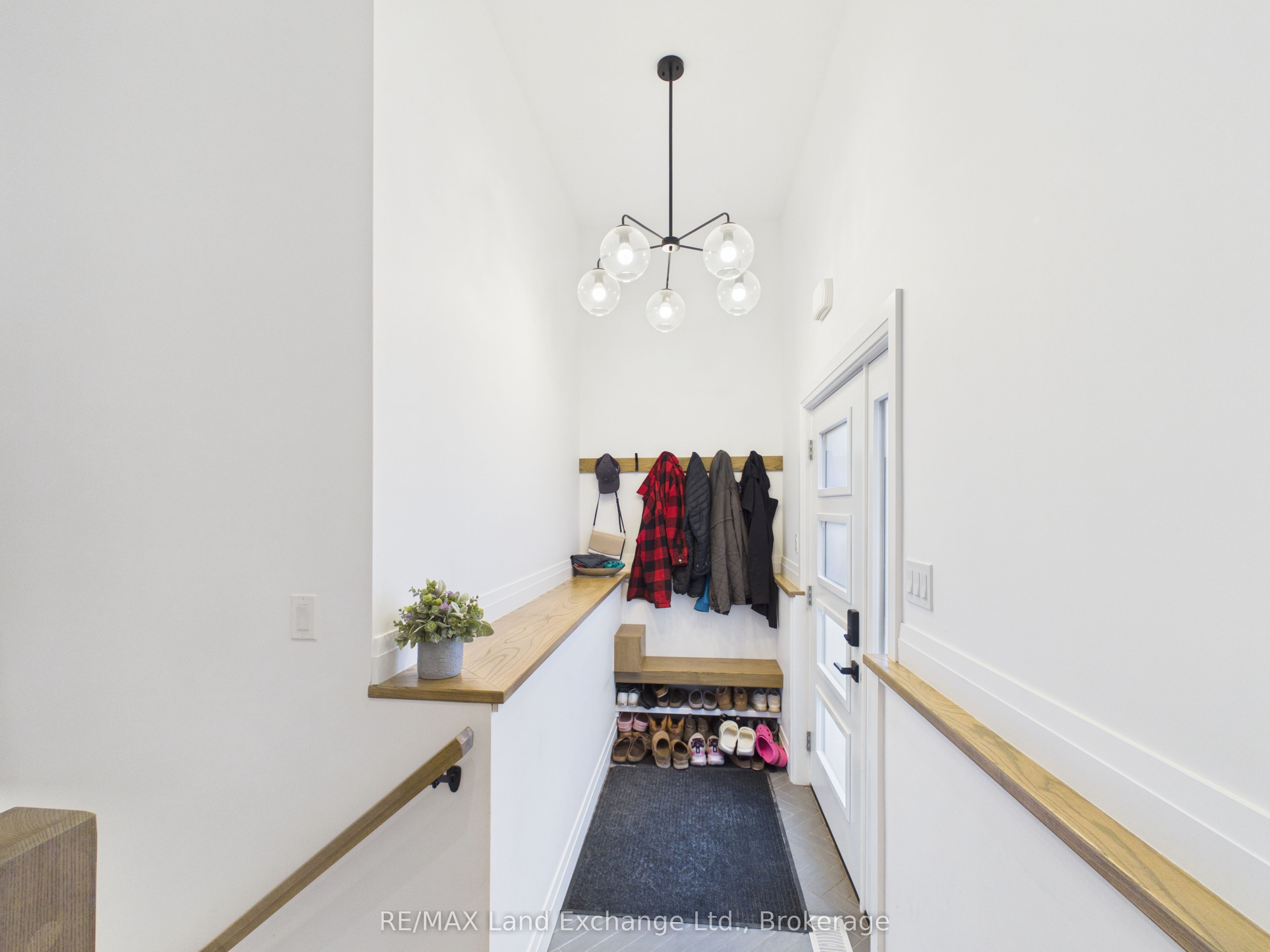 2 Park Street Property Photo 3