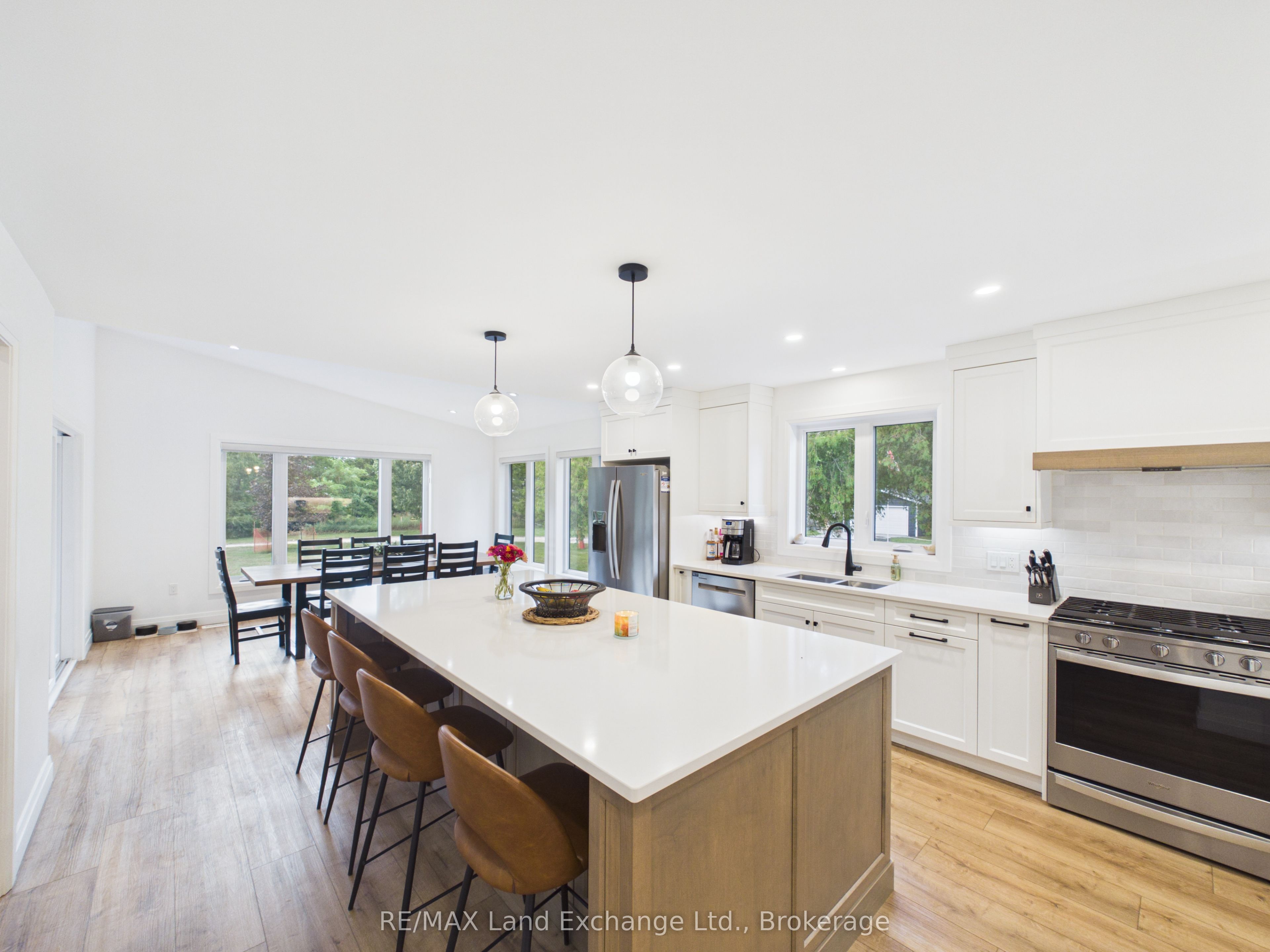 2 Park Street Property Photo 7