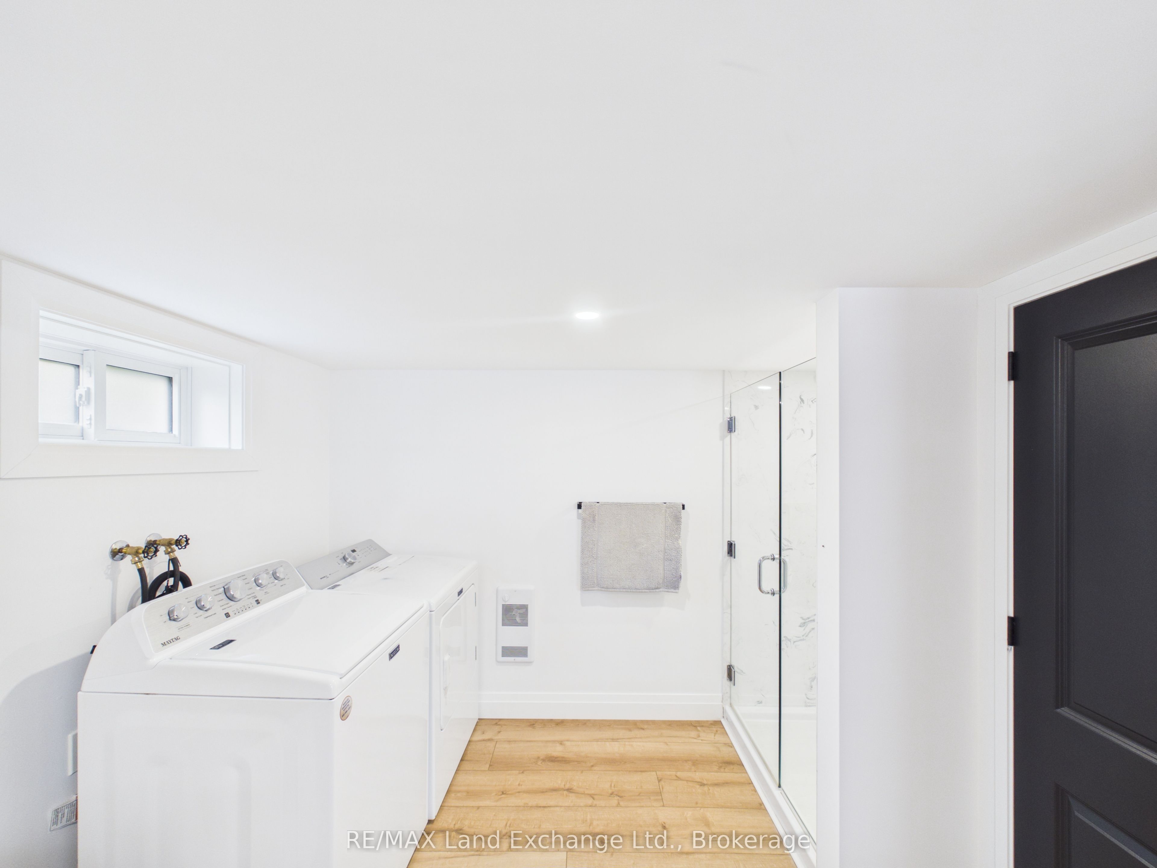 2 Park Street Property Photo 18
