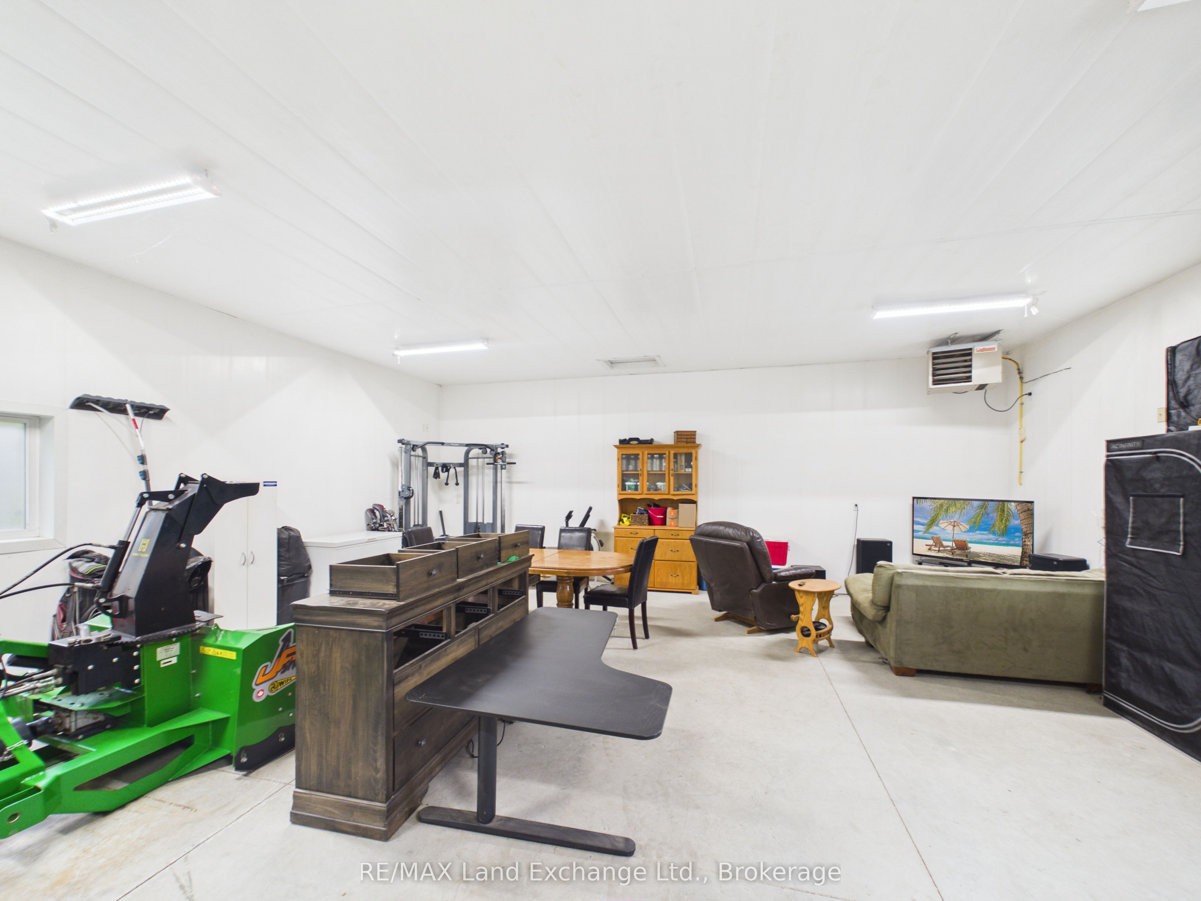2 Park Street Property Photo 23