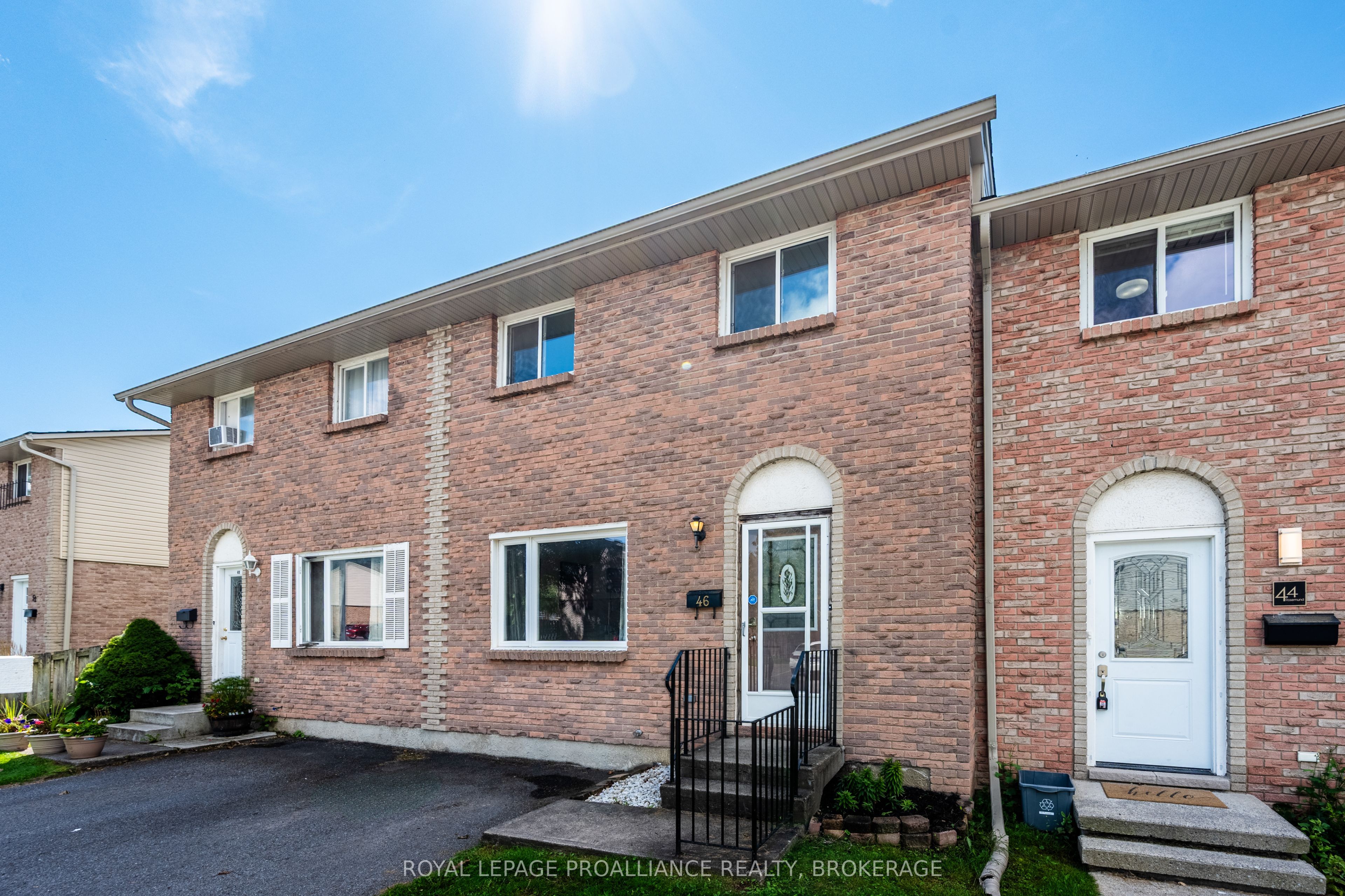 46 Rosemund Crescent Property Photo 1