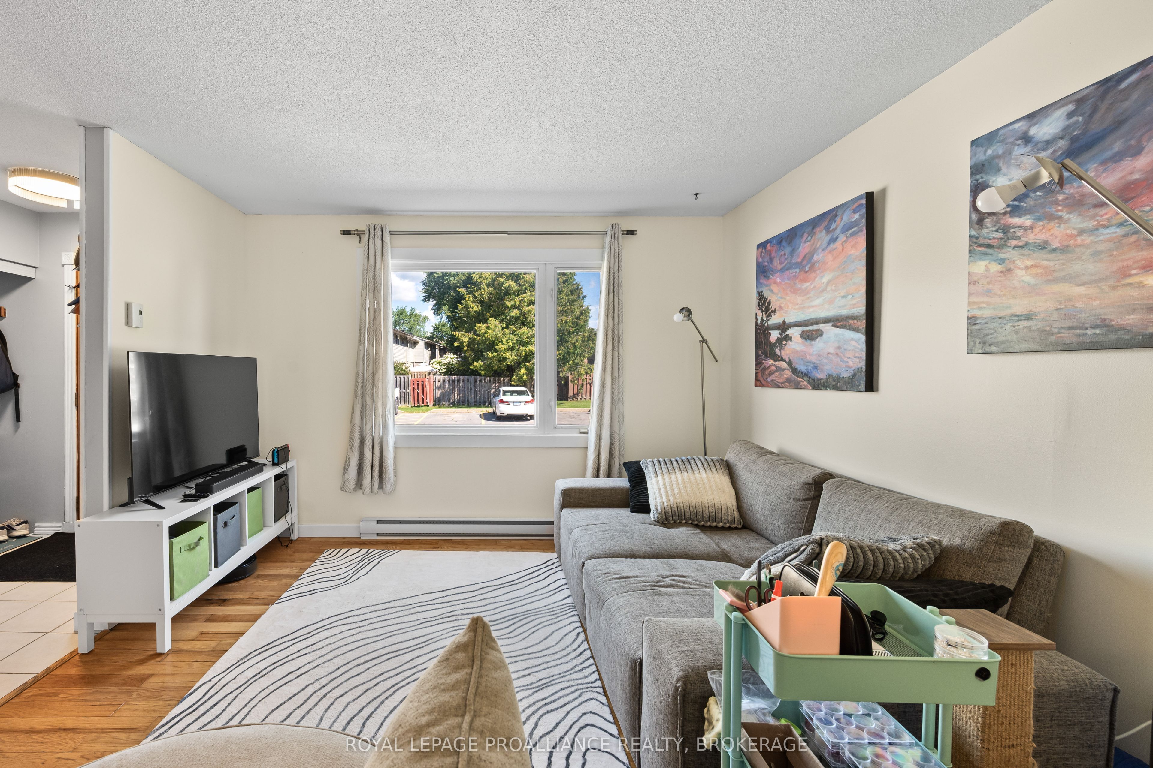 46 Rosemund Crescent Property Photo 7