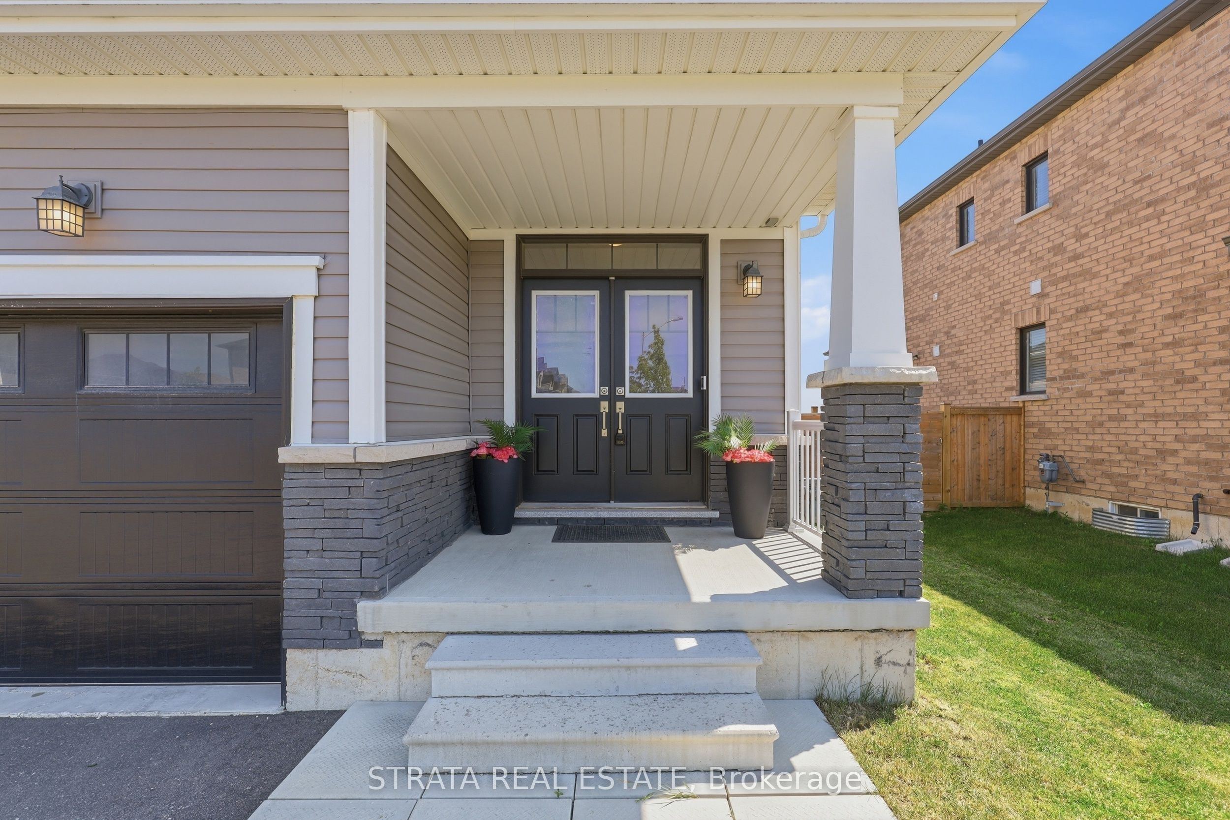 182 Explorer Way Property Photo 2