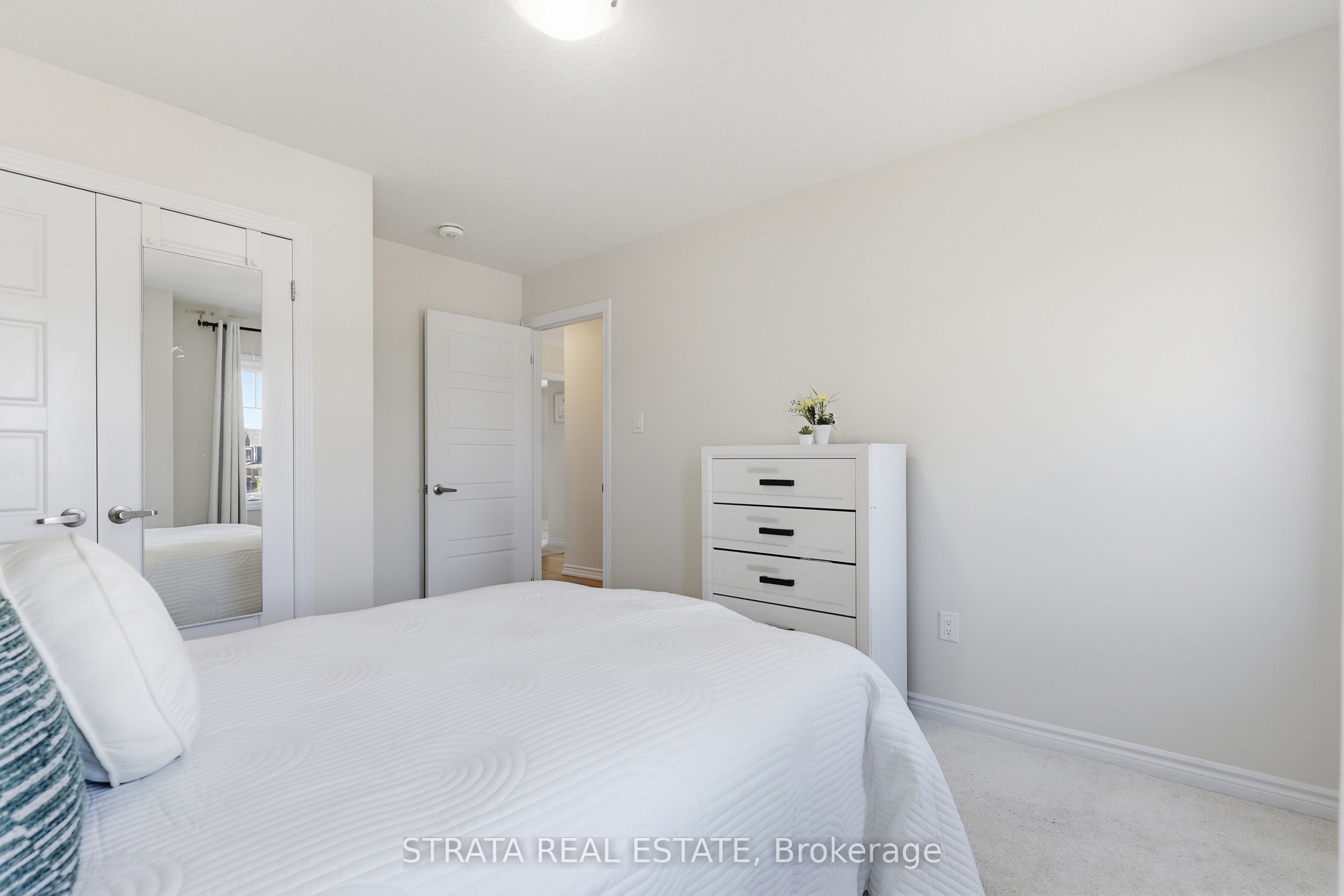 182 Explorer Way Property Photo 26