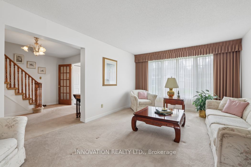 64 Thare Crescent Property Photo 8