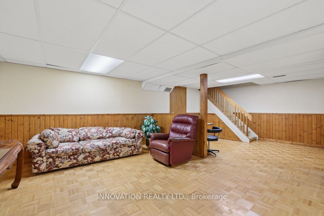 64 Thare Crescent Property Photo 31