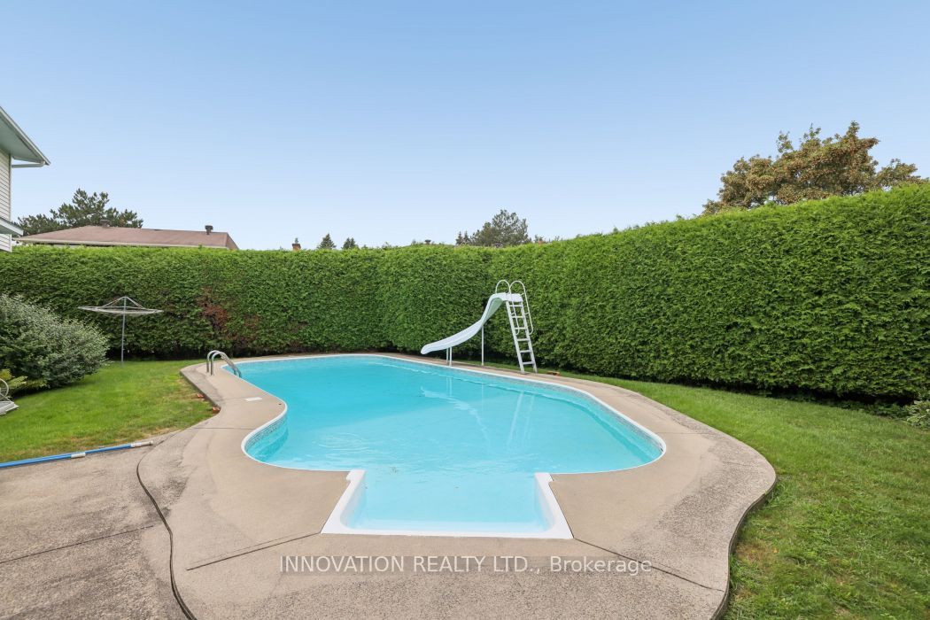 64 Thare Crescent Property Photo 33