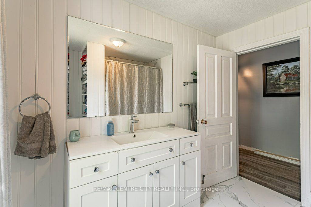594443 Highway 59 Road Property Photo 15