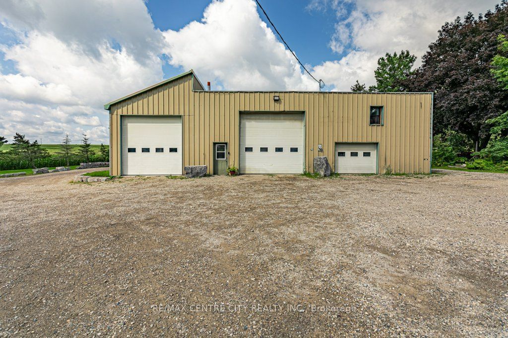 594443 Highway 59 Road Property Photo 33