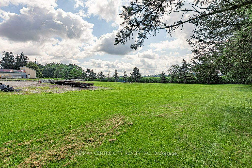 594443 Highway 59 Road Property Photo 35