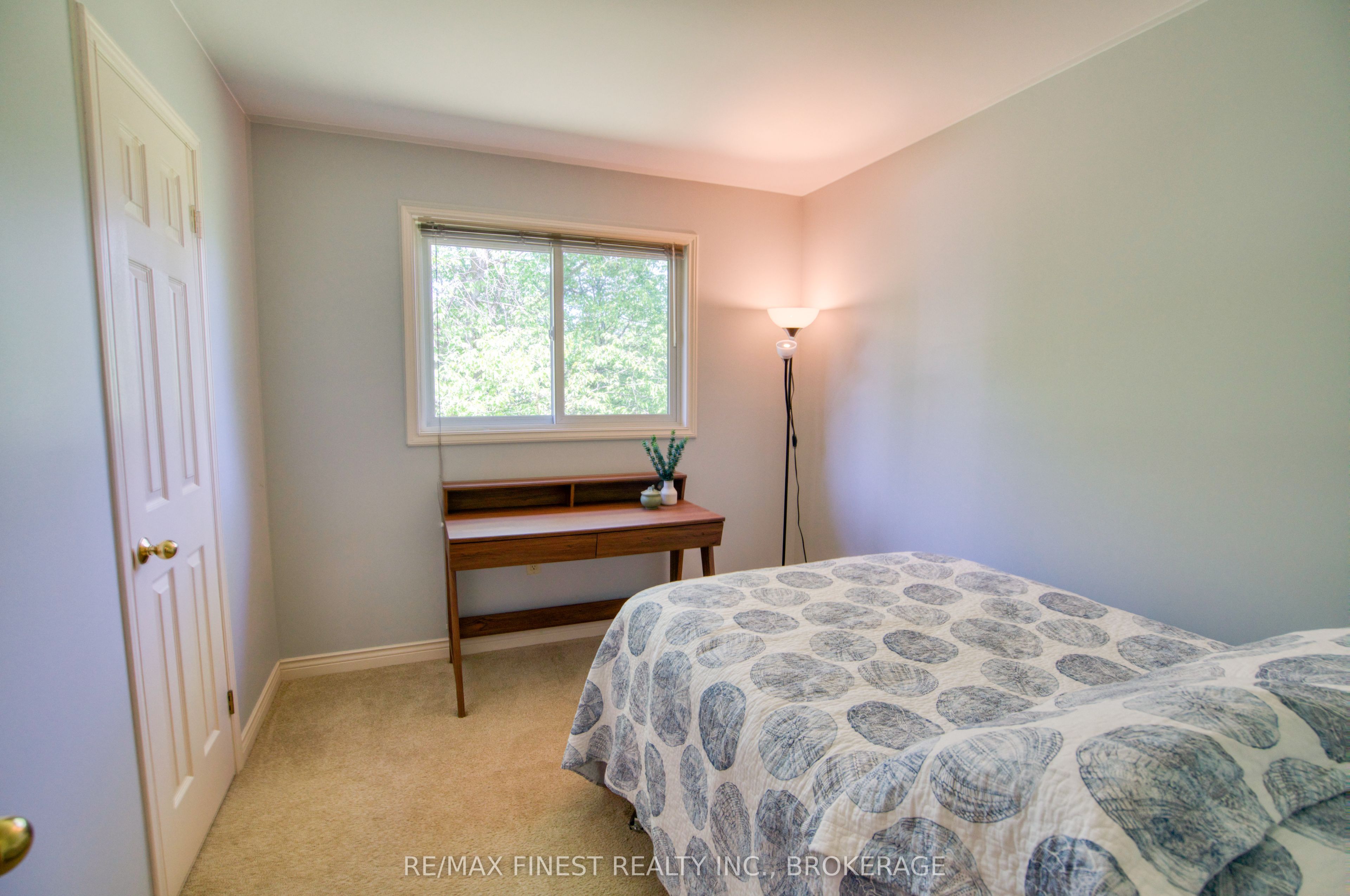 5895 Davey Drive Property Photo 14