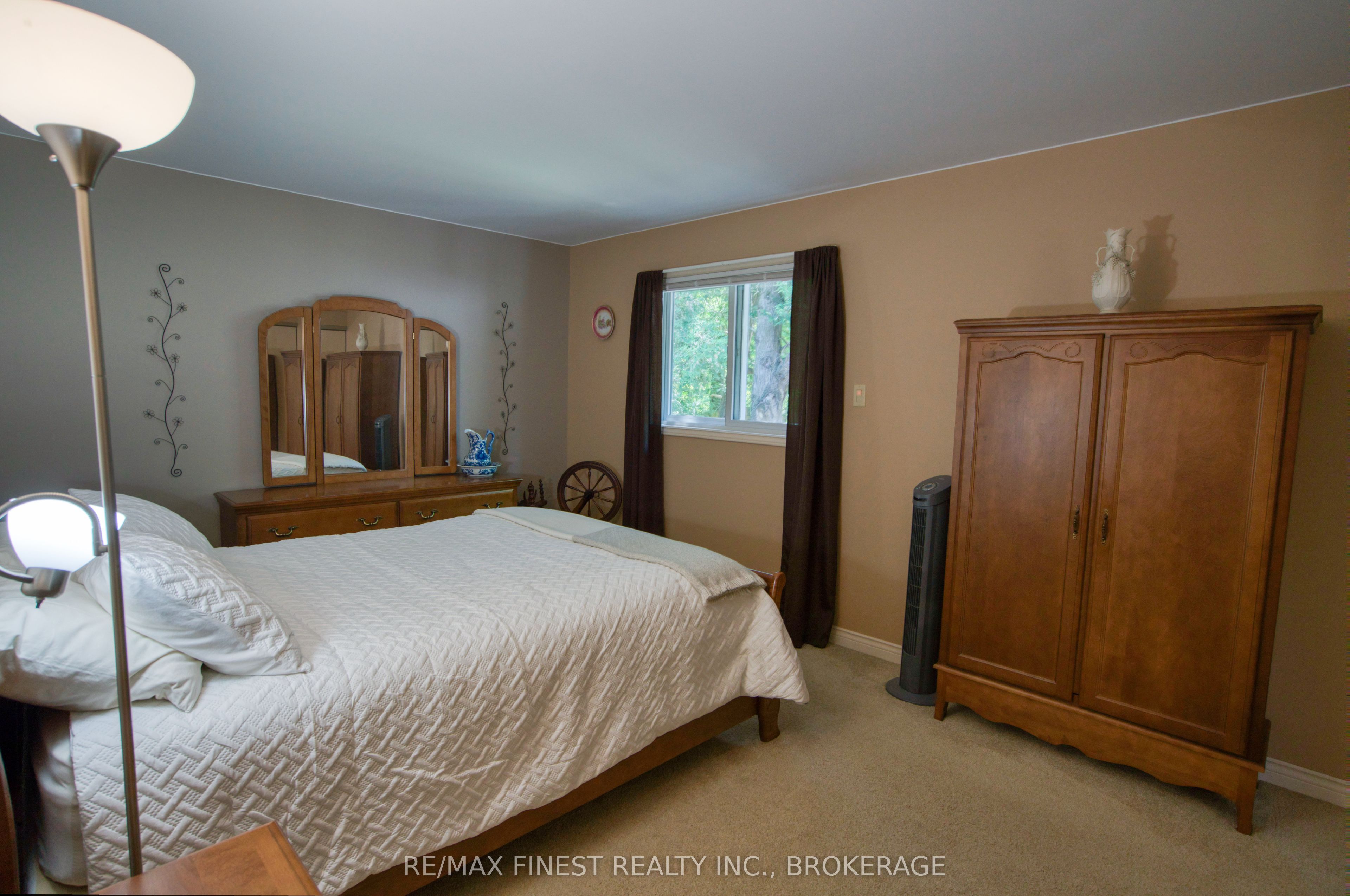 5895 Davey Drive Property Photo 16
