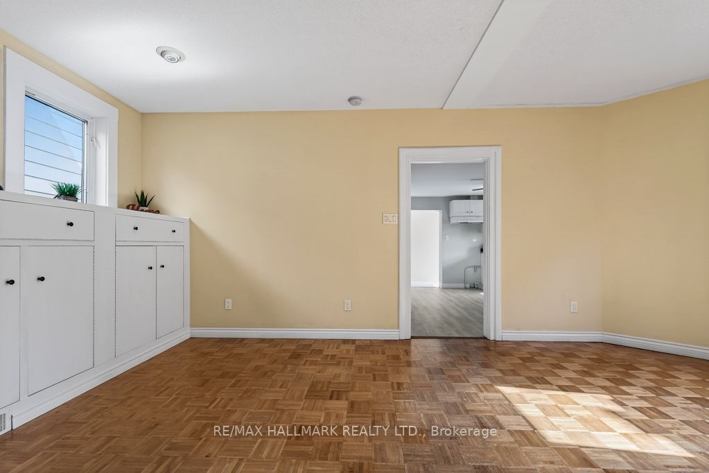 15 Adelaide Street Property Photo 14