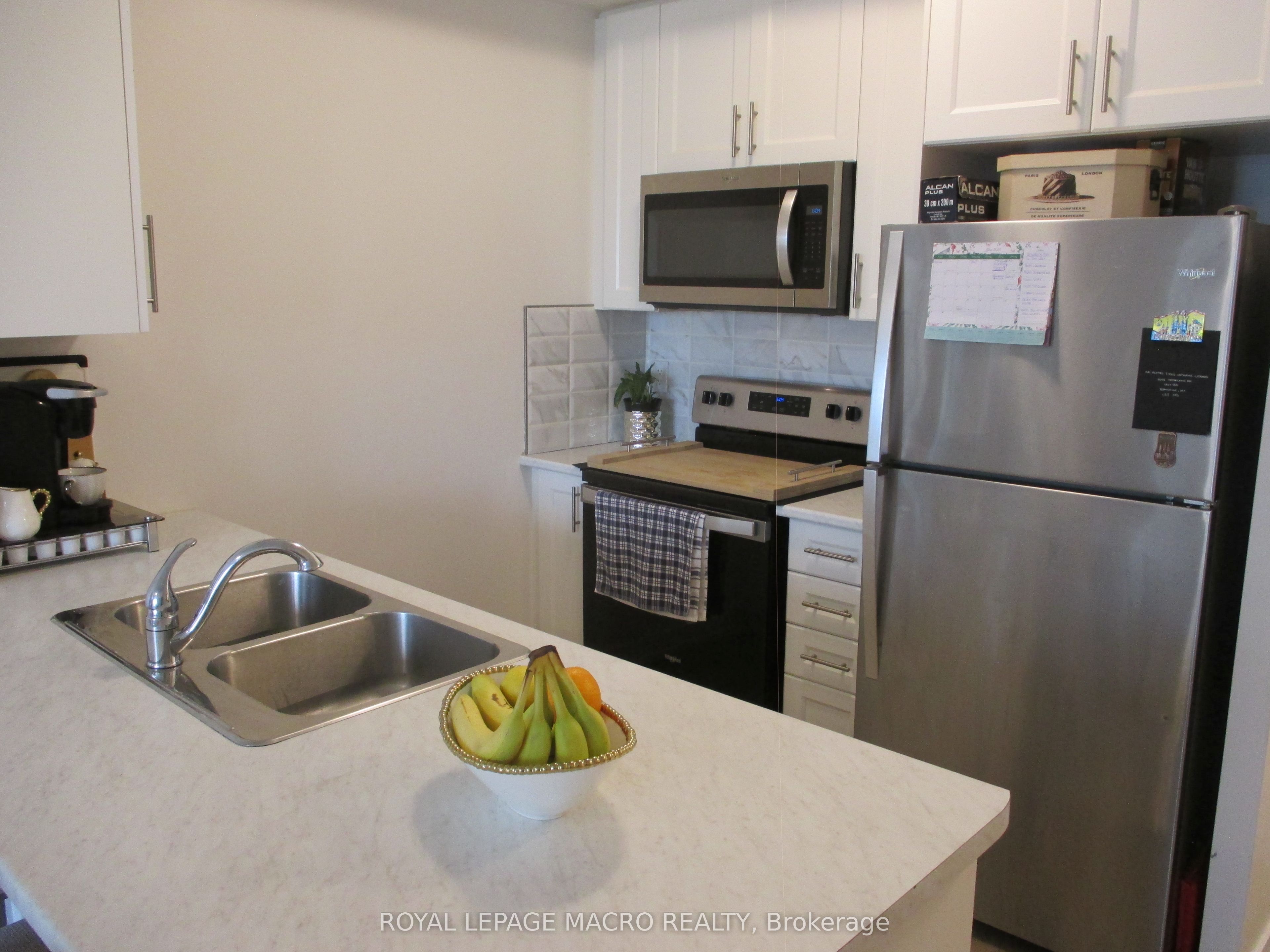 5055 Greenlane Road 533 Property Photo 11