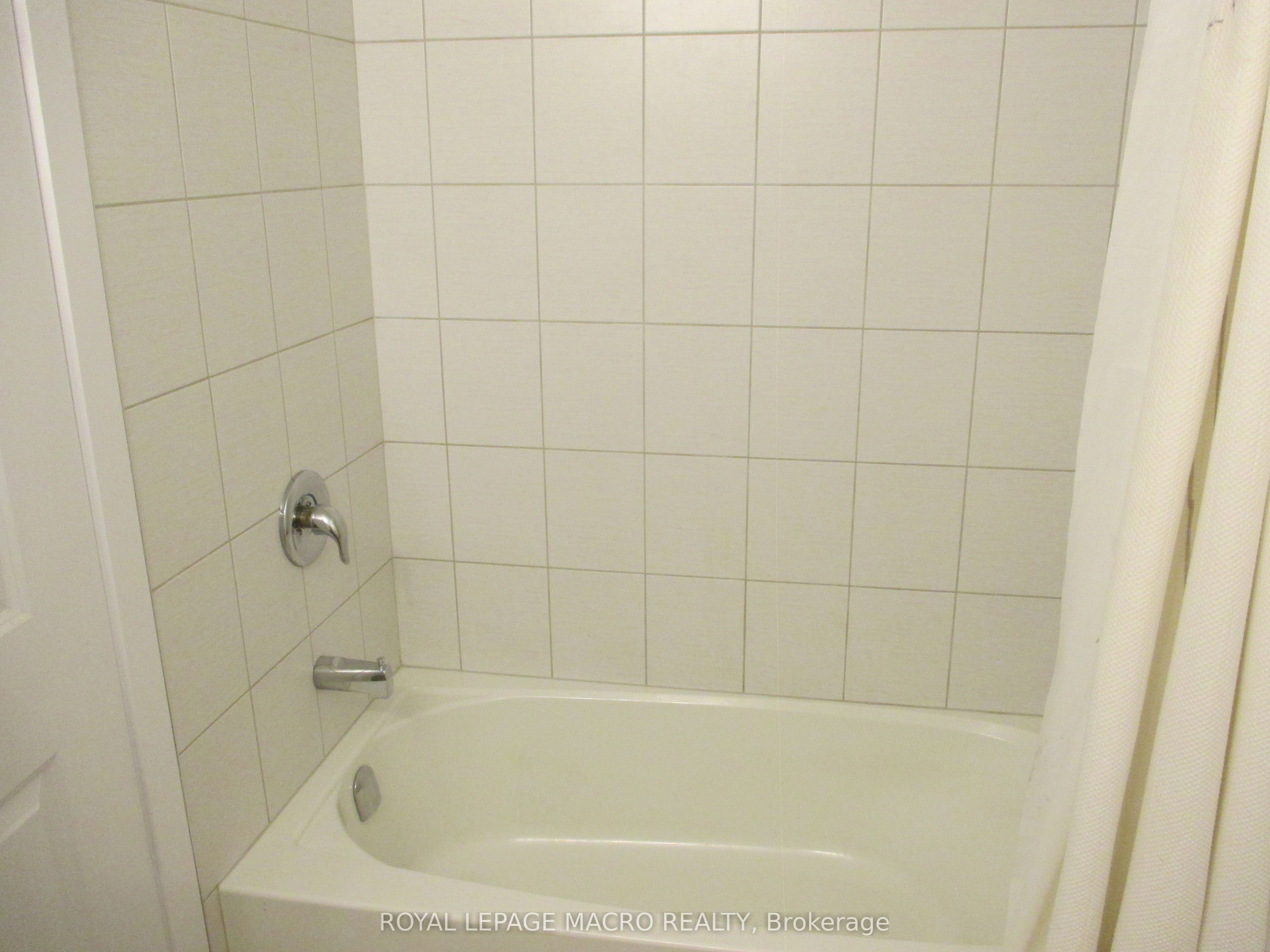 5055 Greenlane Road 533 Property Photo 17