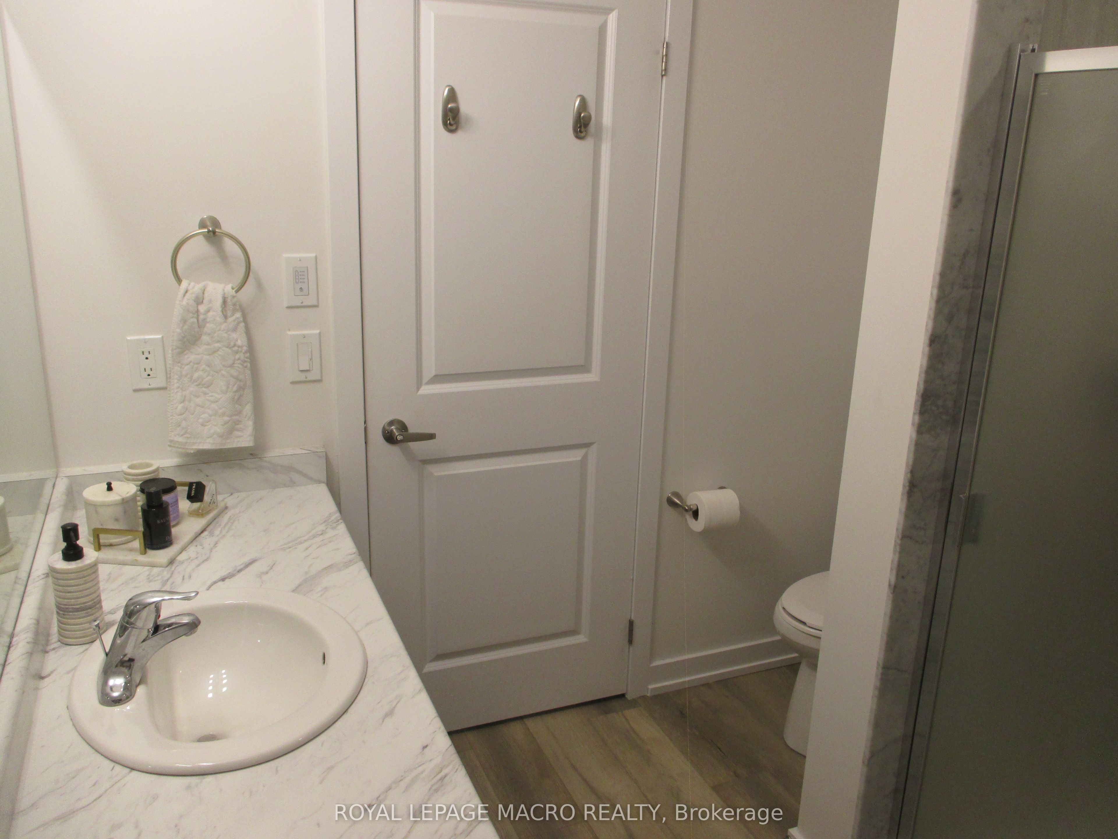 5055 Greenlane Road 533 Property Photo 24