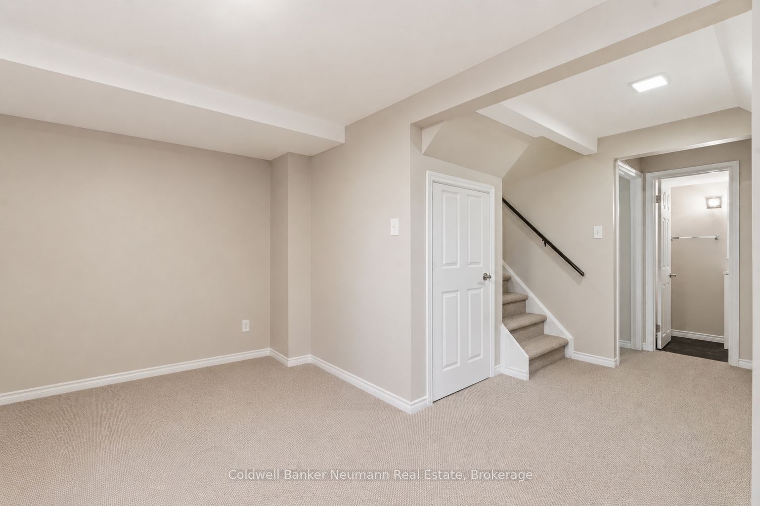 99 Emma Street Property Photo 14