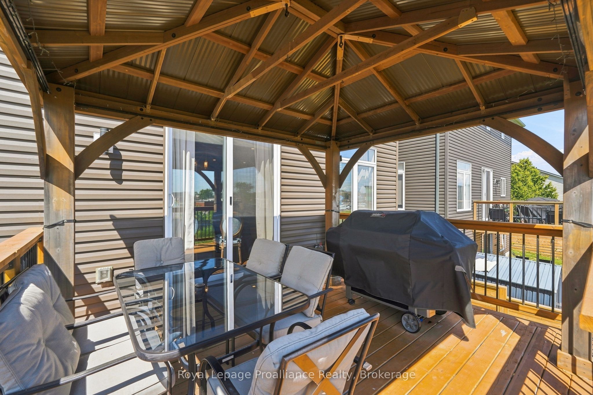 92 Northumberland Boulevard Property Photo 45