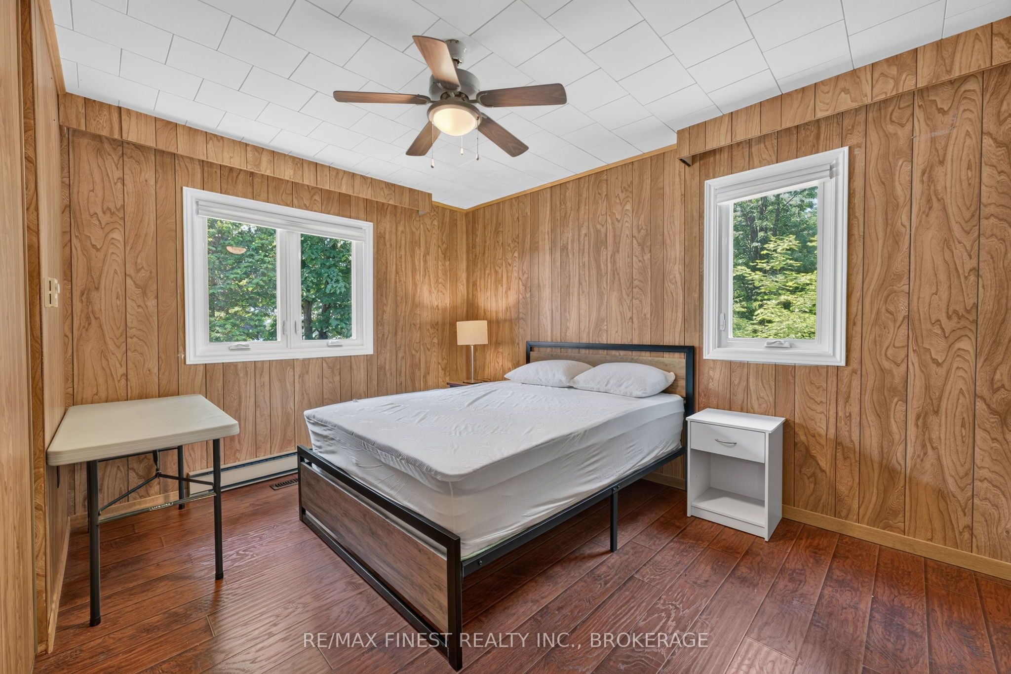 1067 Island View Lane E Property Photo 16