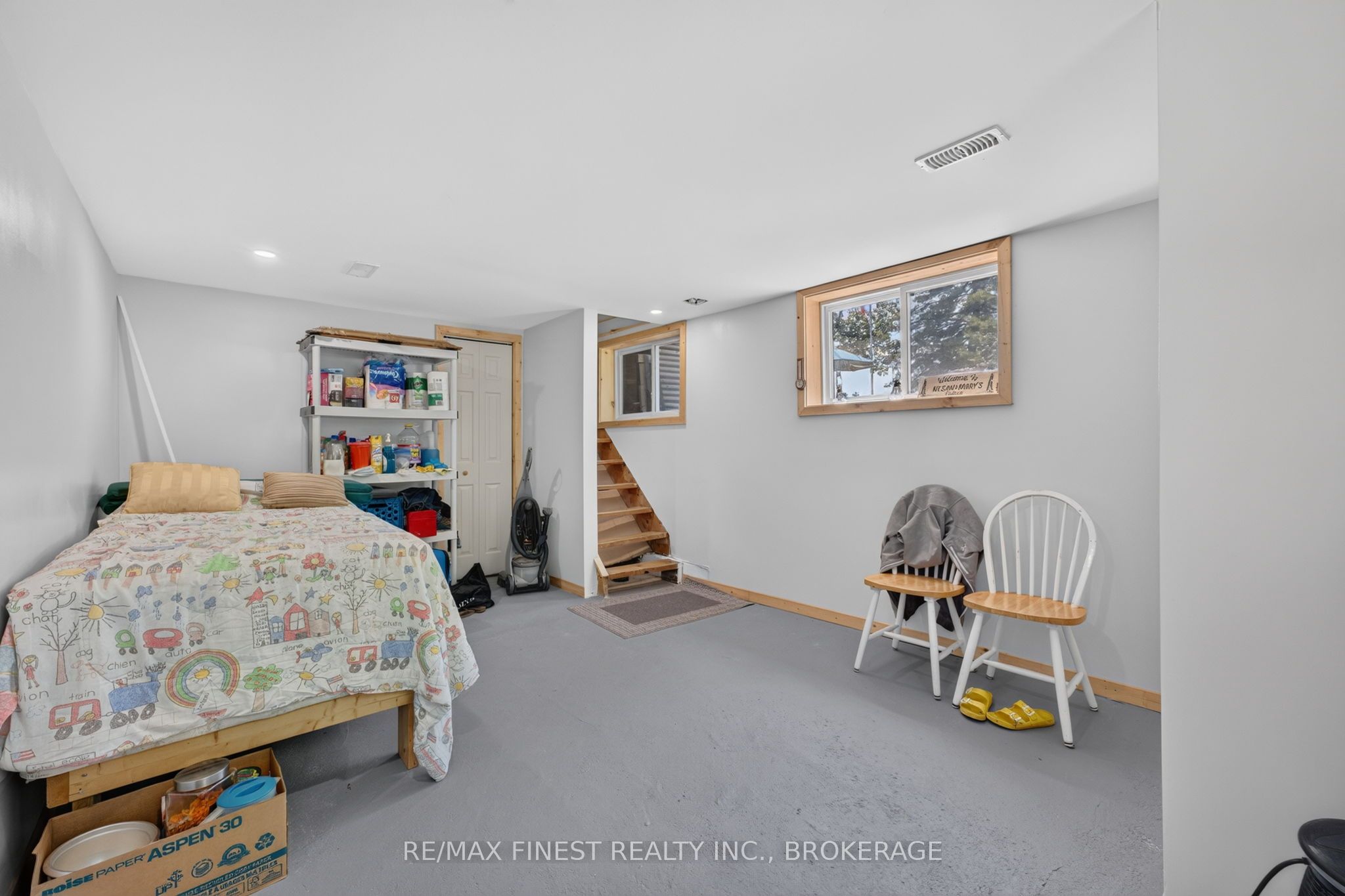 1067 Island View Lane E Property Photo 22