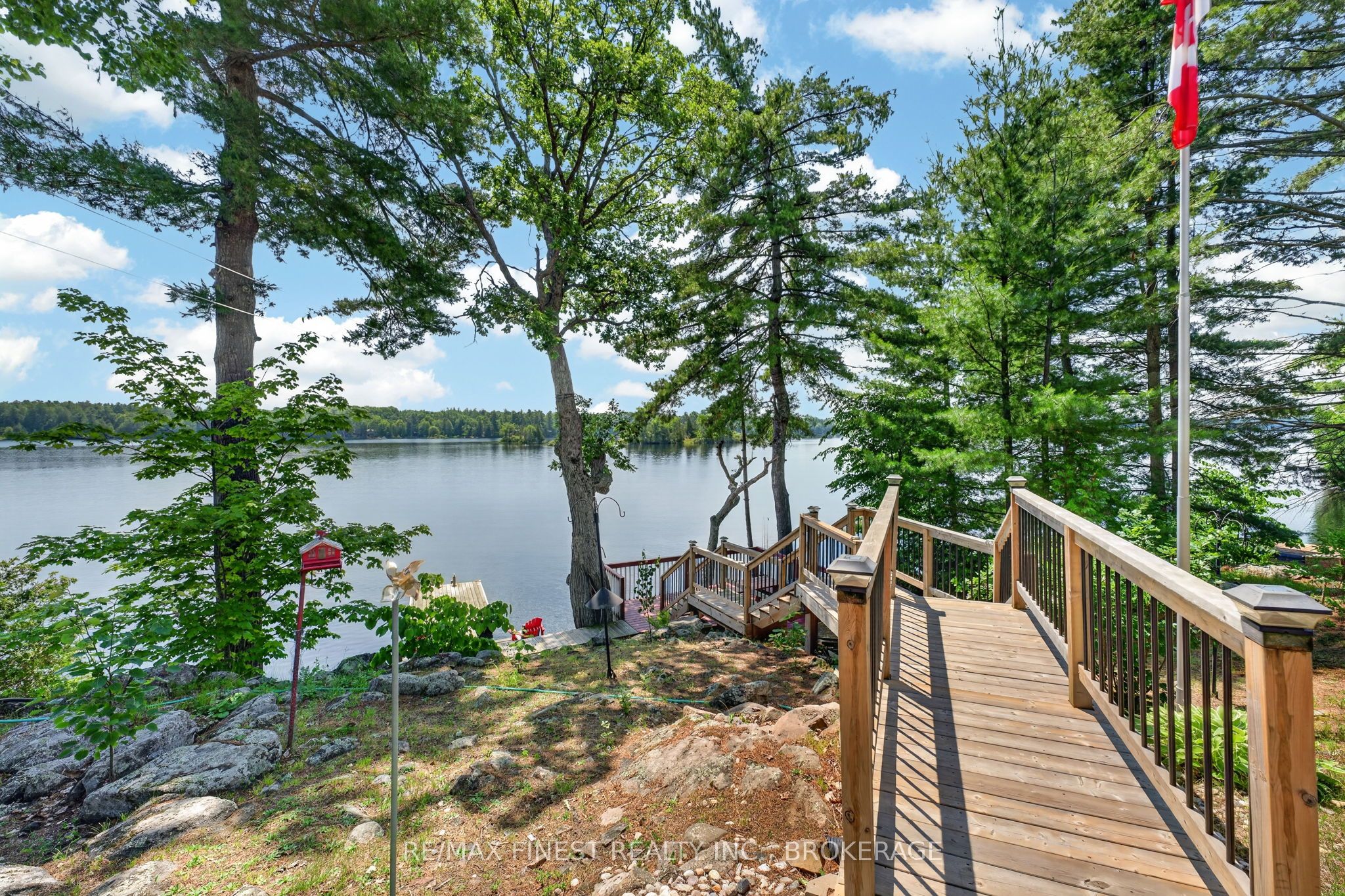 1067 Island View Lane E Property Photo 25