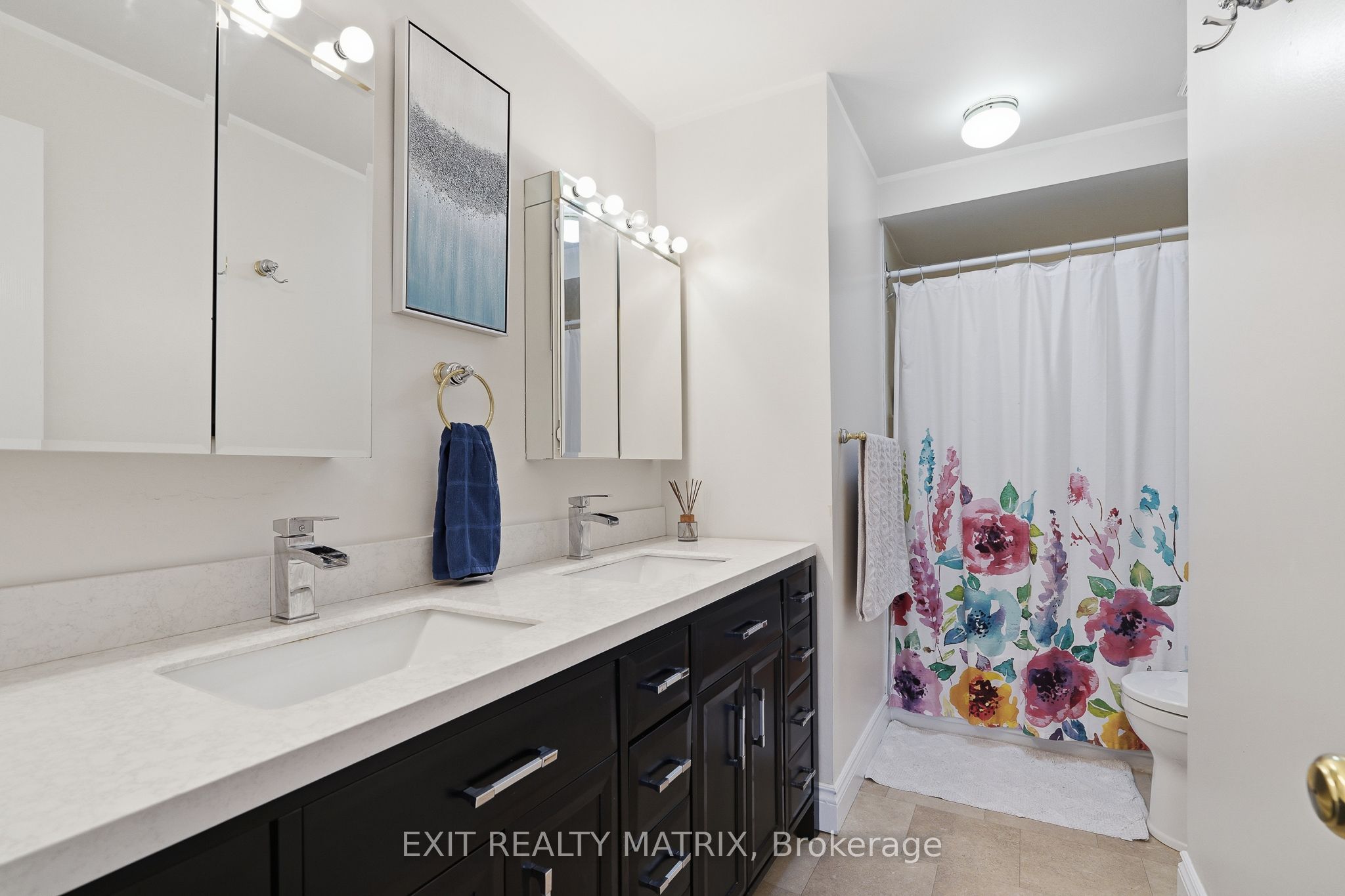 270 Fernleaf Crescent Property Photo 22