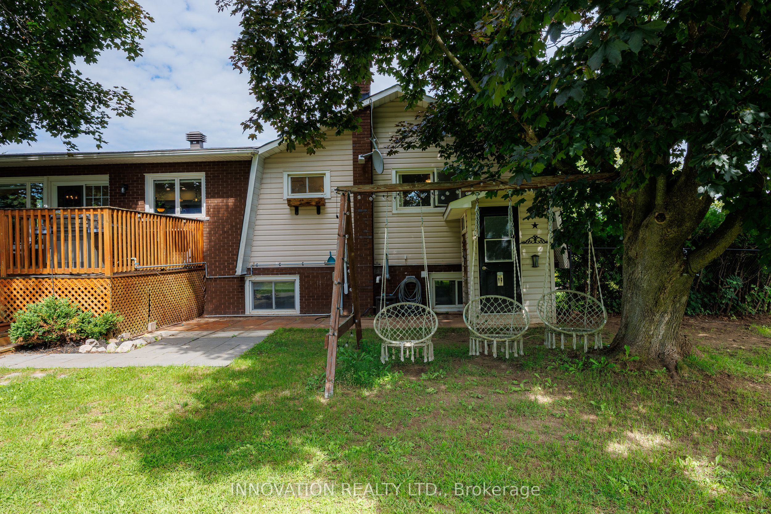 174 Belisle Street Property Photo 38