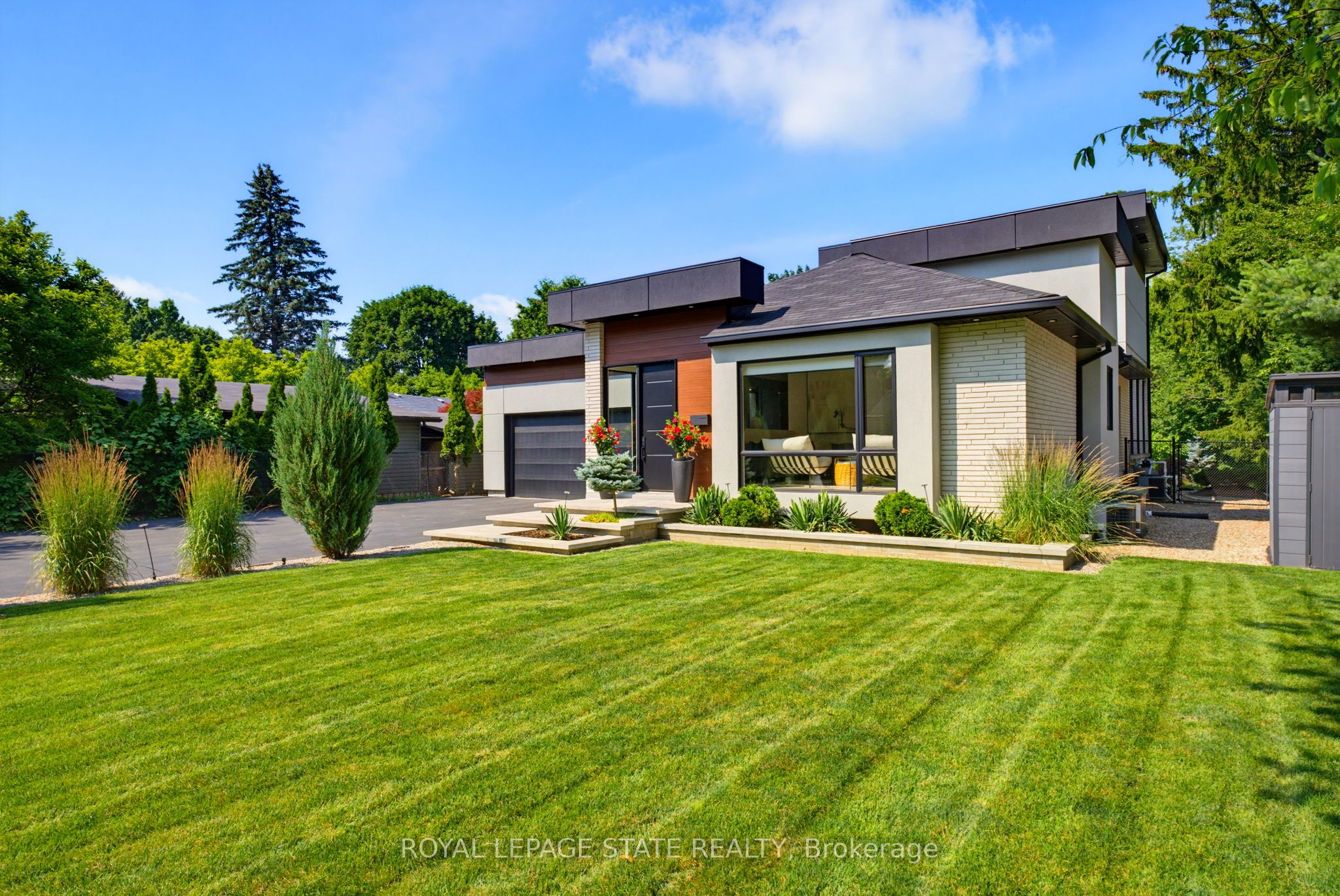 282 Robina Road Property Photo 2