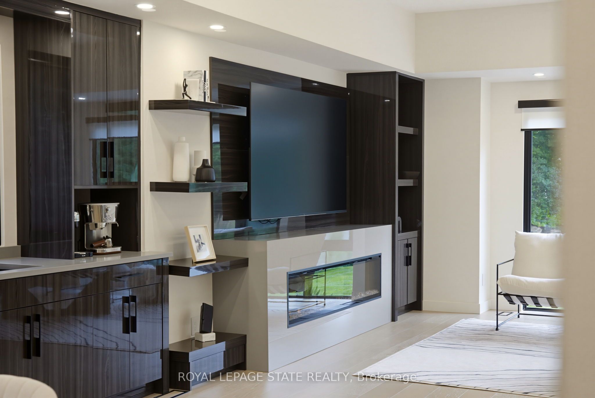 282 Robina Road Property Photo 14