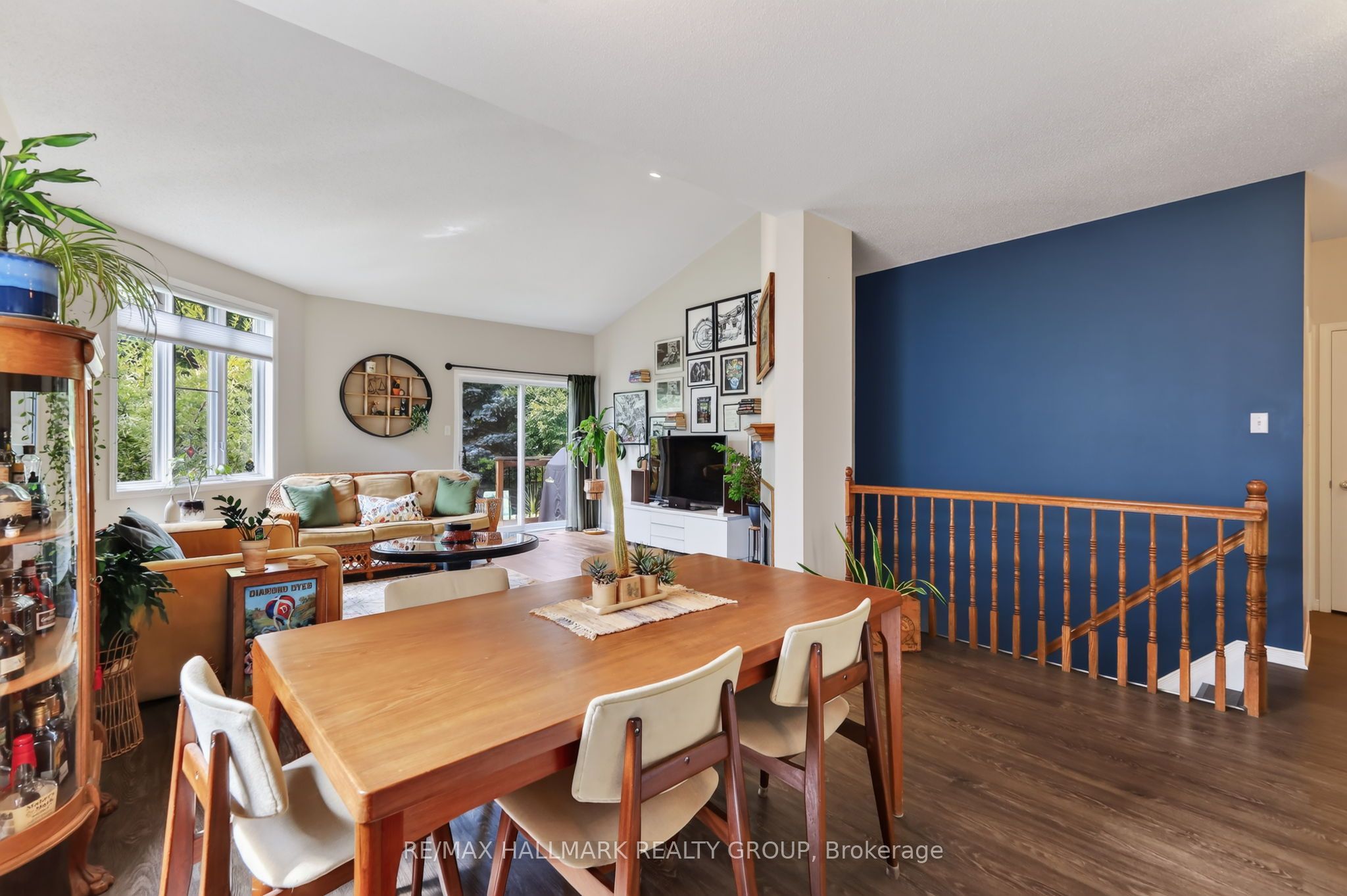 95 College Circle Property Photo 12