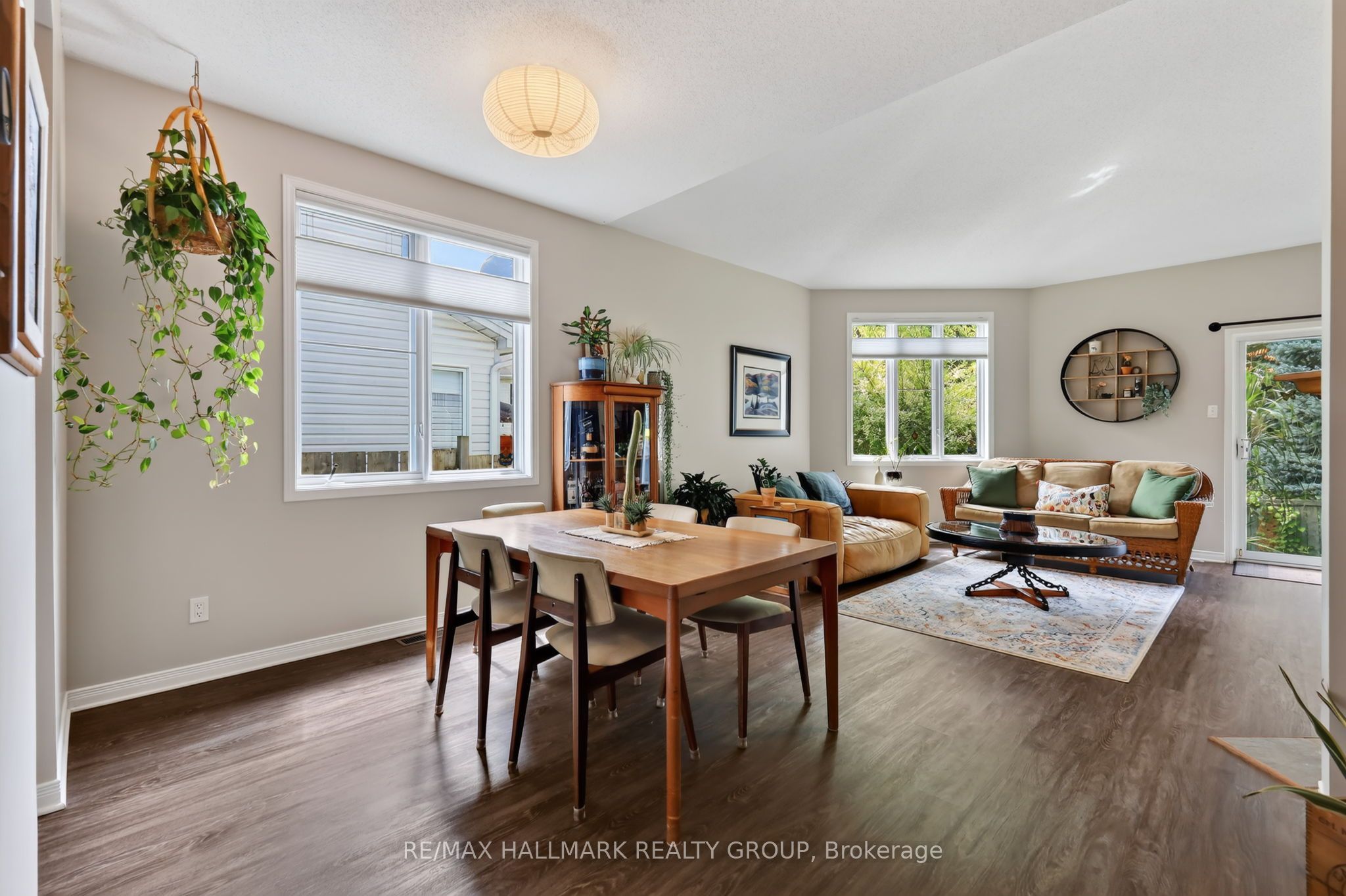 95 College Circle Property Photo 13