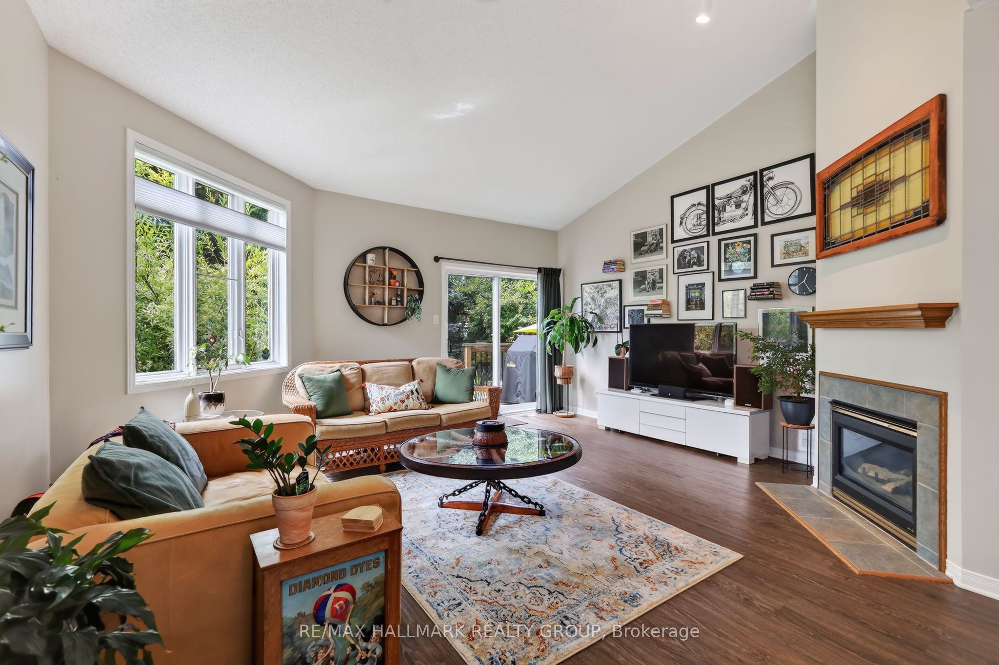 95 College Circle Property Photo 14