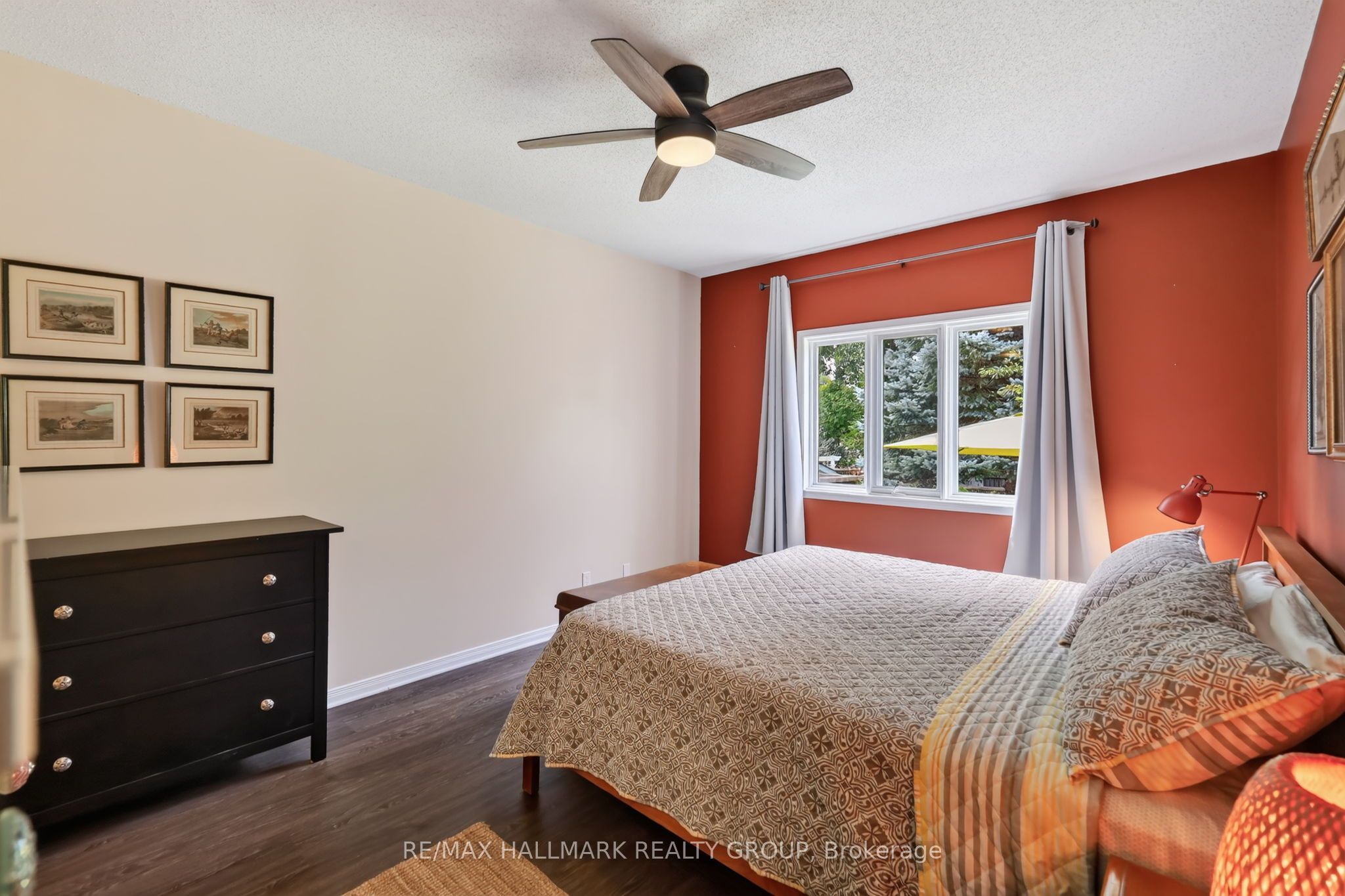 95 College Circle Property Photo 21