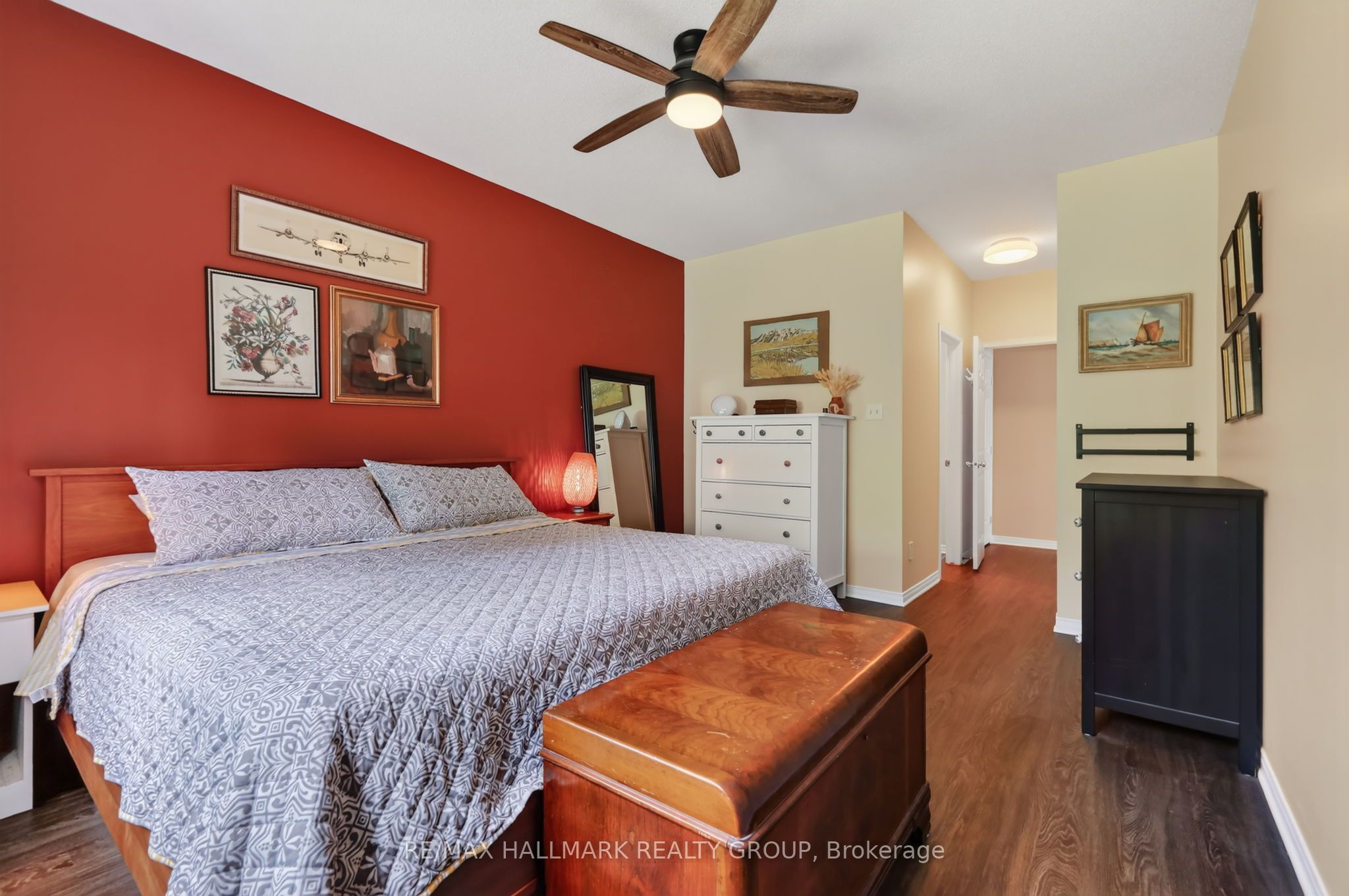 95 College Circle Property Photo 22