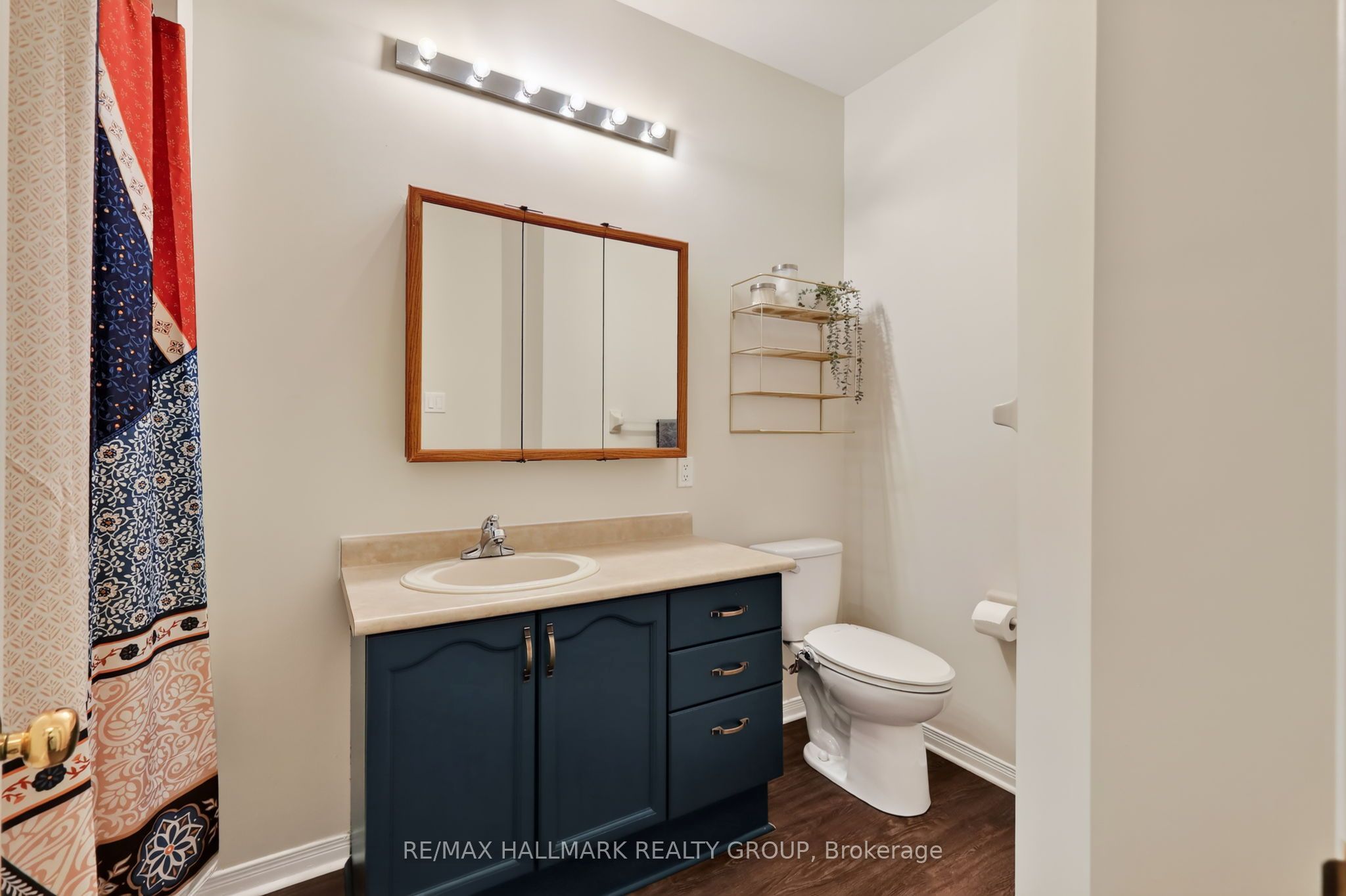 95 College Circle Property Photo 23