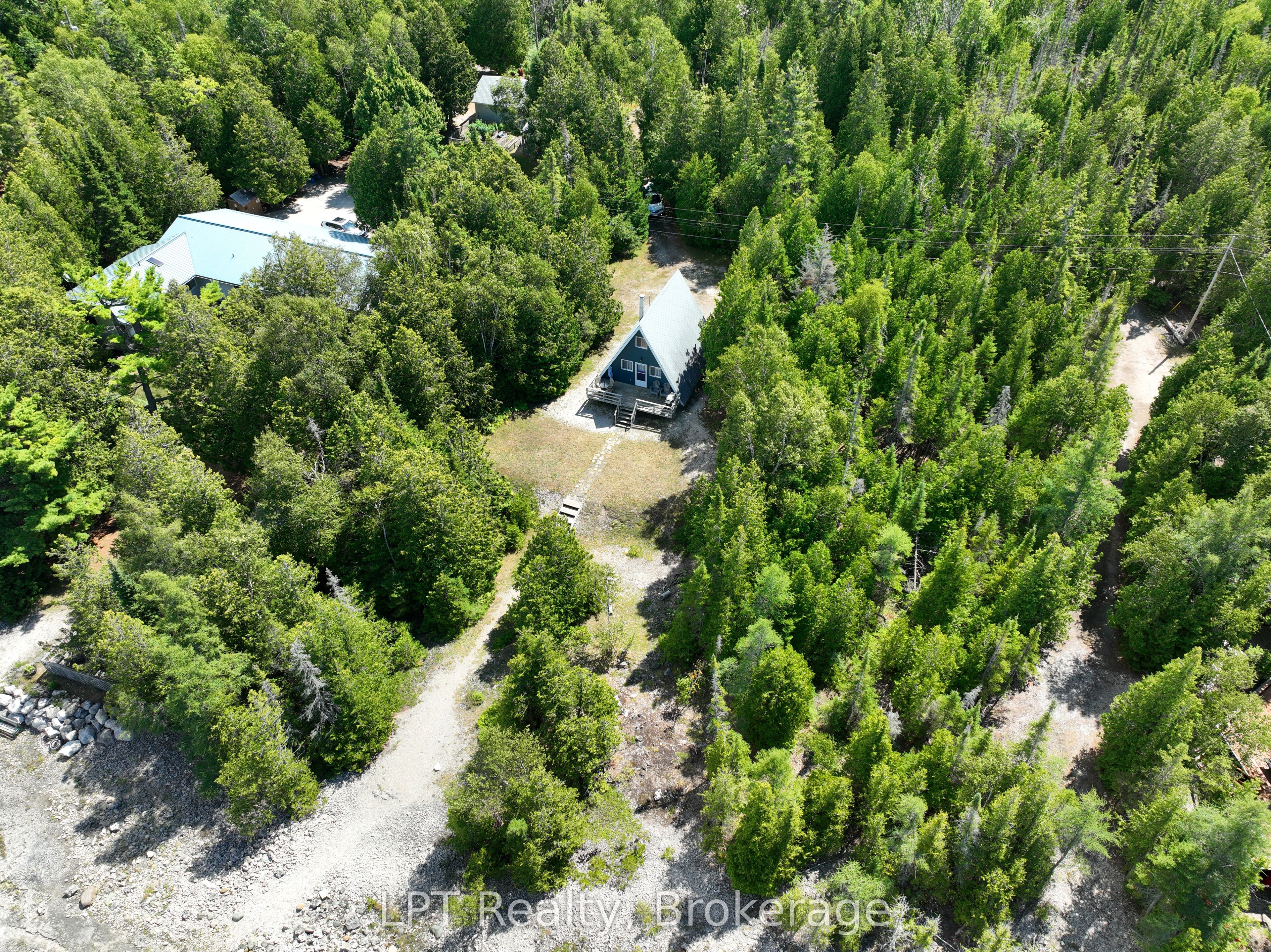 317 Robert Allen Drive Property Photo 4
