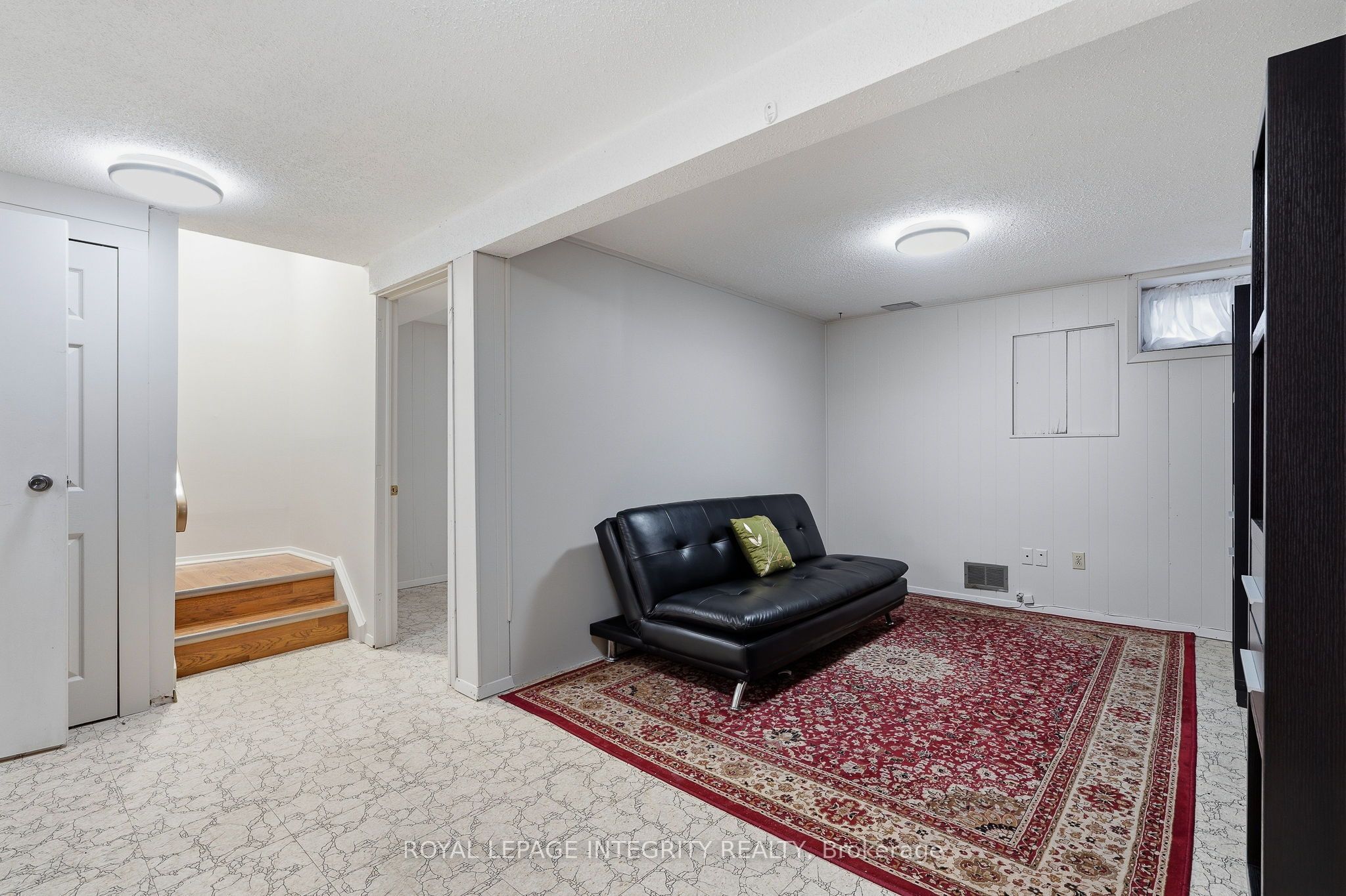 890 Cahill Drive W 4 Property Photo 22