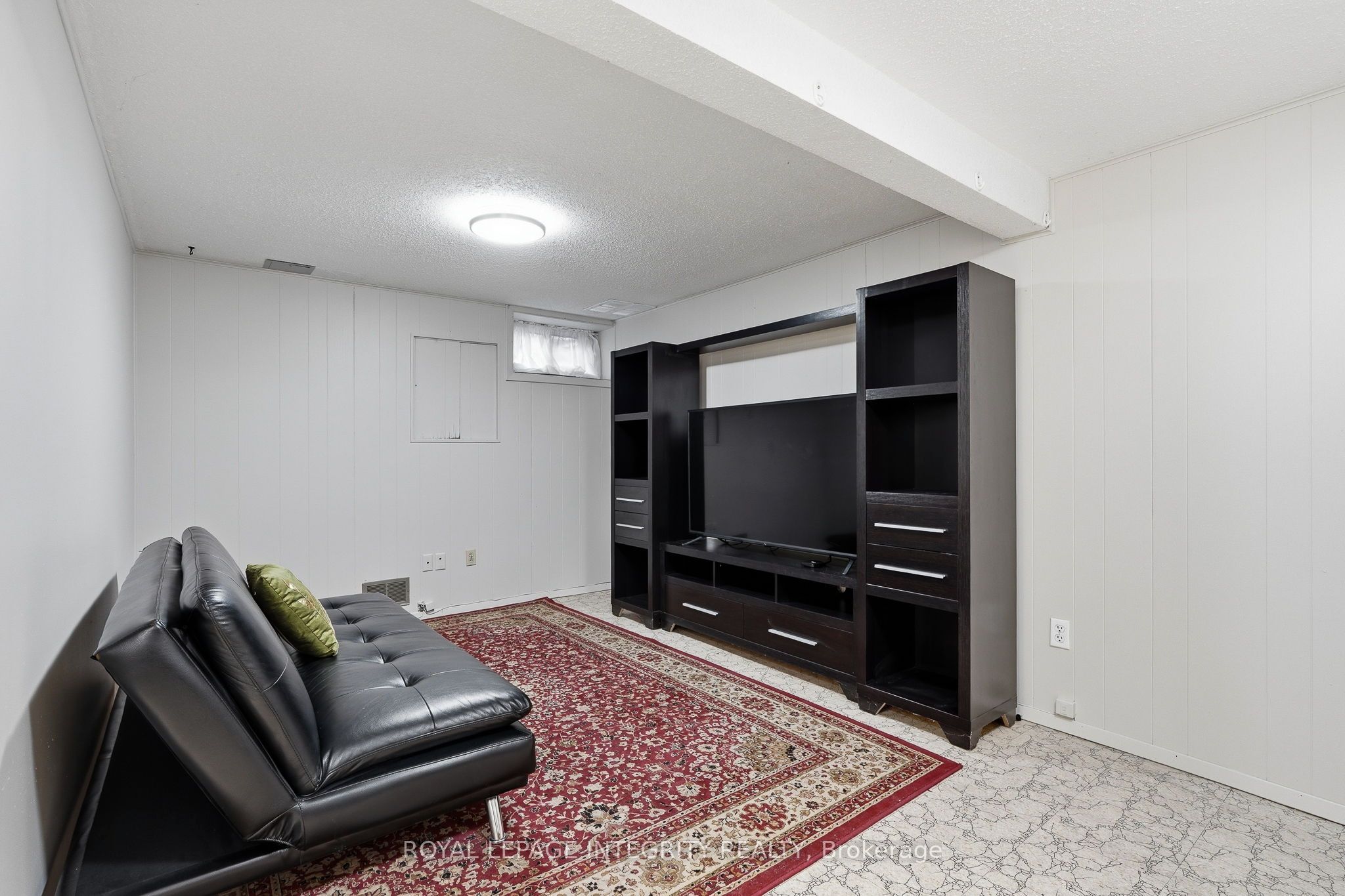 890 Cahill Drive W 4 Property Photo 23
