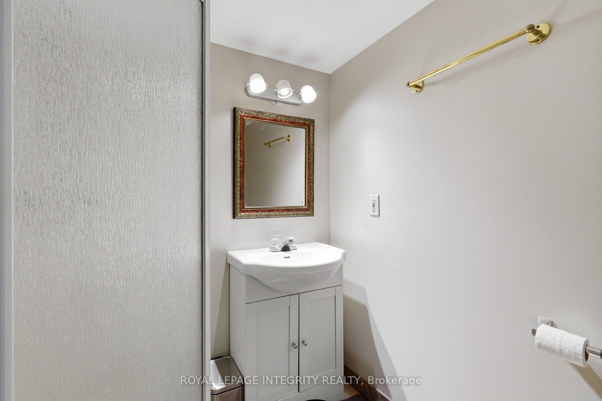 890 Cahill Drive W 4 Property Photo 26