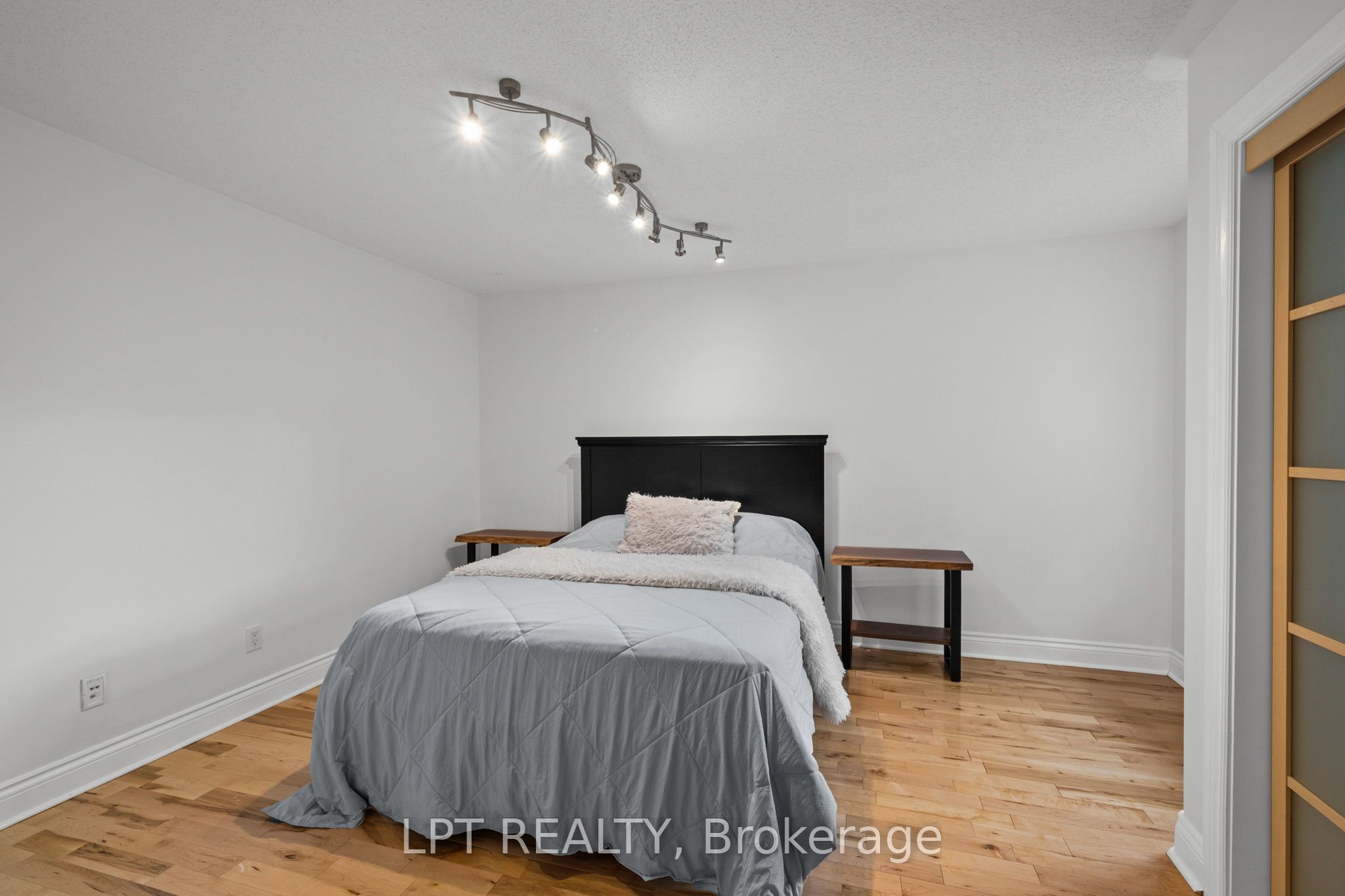 15 Spalding Avenue Property Photo 29