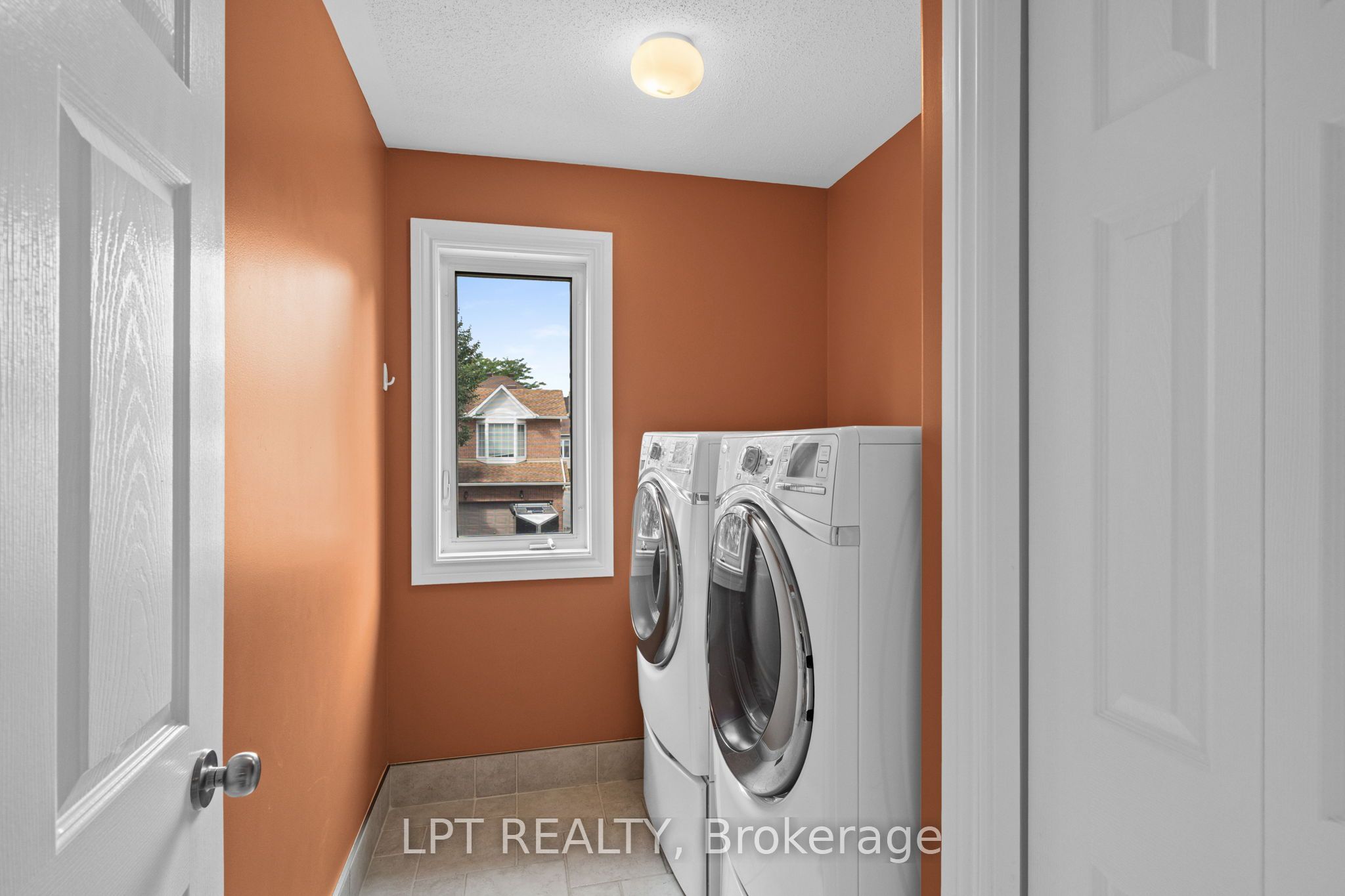 15 Spalding Avenue Property Photo 34
