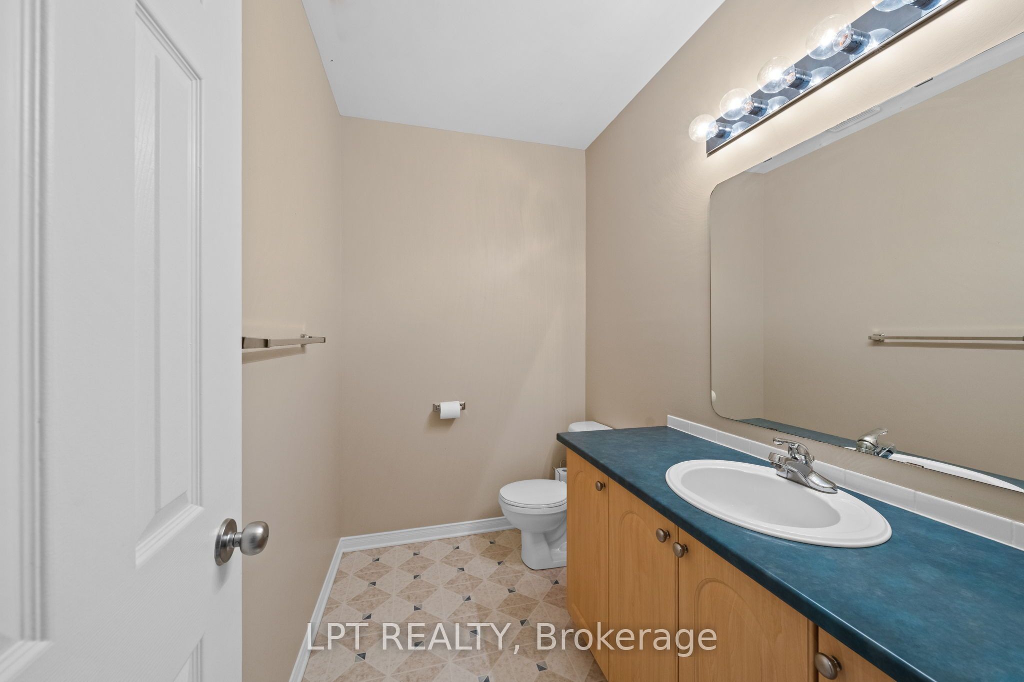 15 Spalding Avenue Property Photo 39