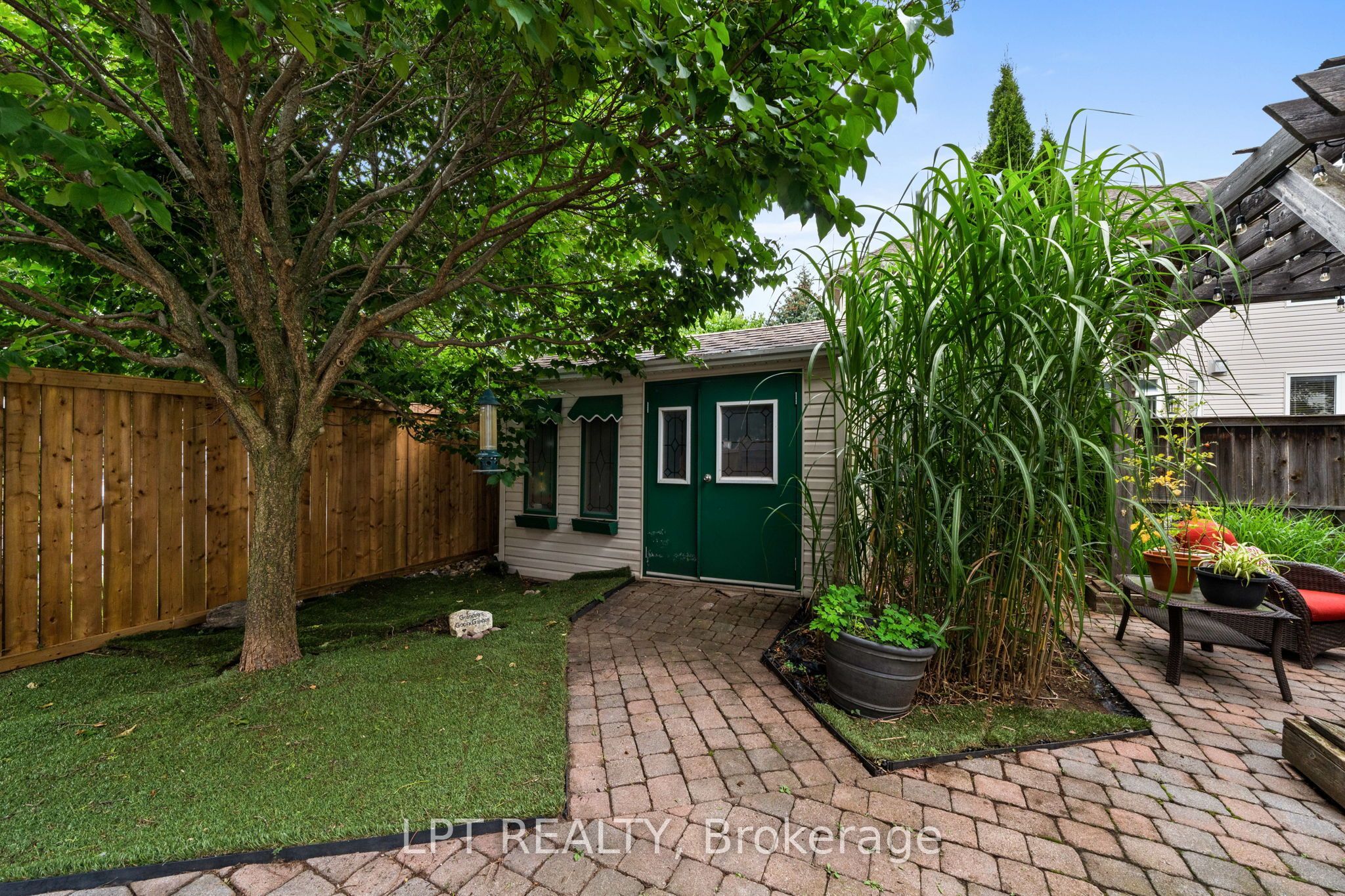 15 Spalding Avenue Property Photo 43