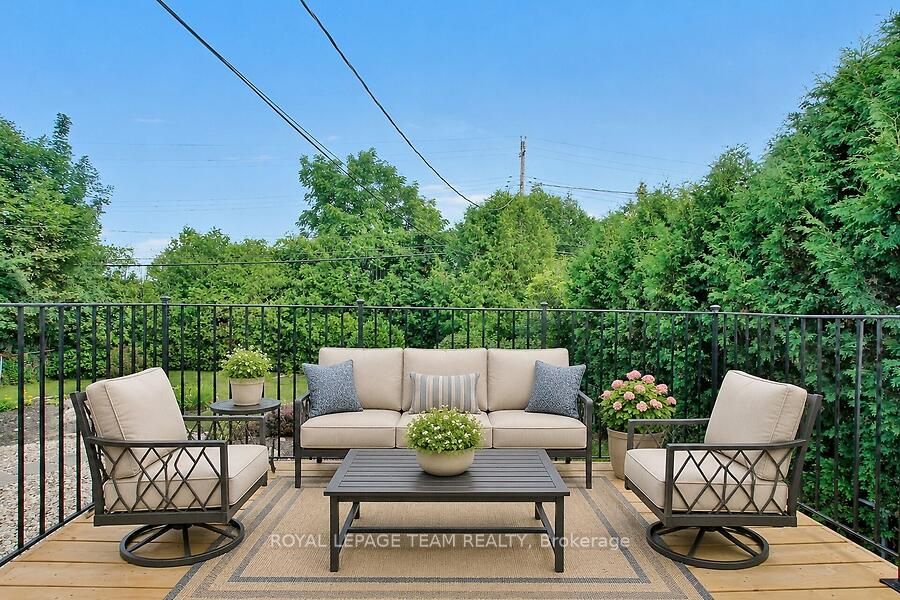 31 Ross Street Property Photo 12